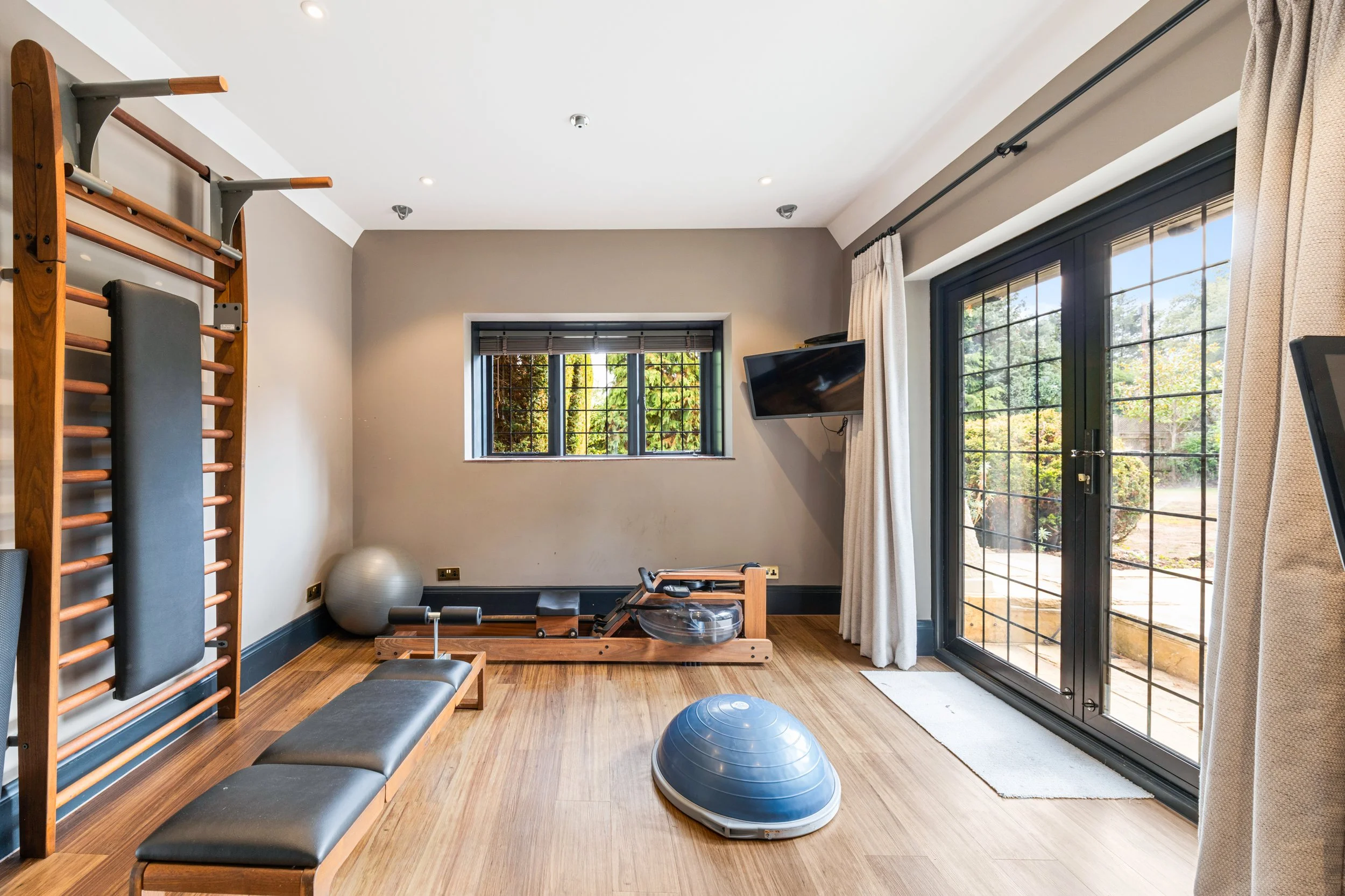 The Wall Cottage, Coombe Hill Road, Kingston Upon Thames, KT2 7DY-2.jpg