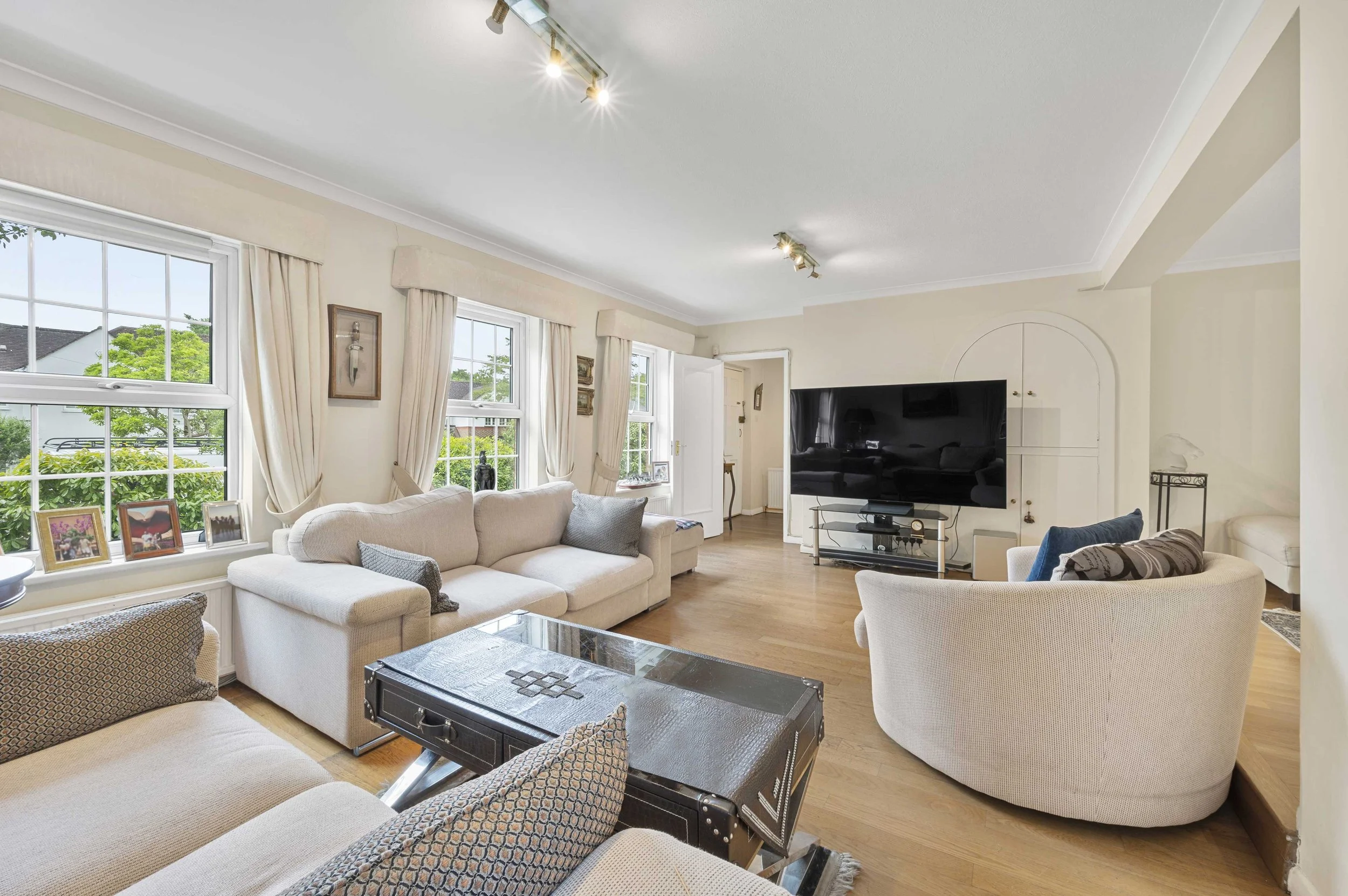 26-Burghley-Avenue,10.jpg