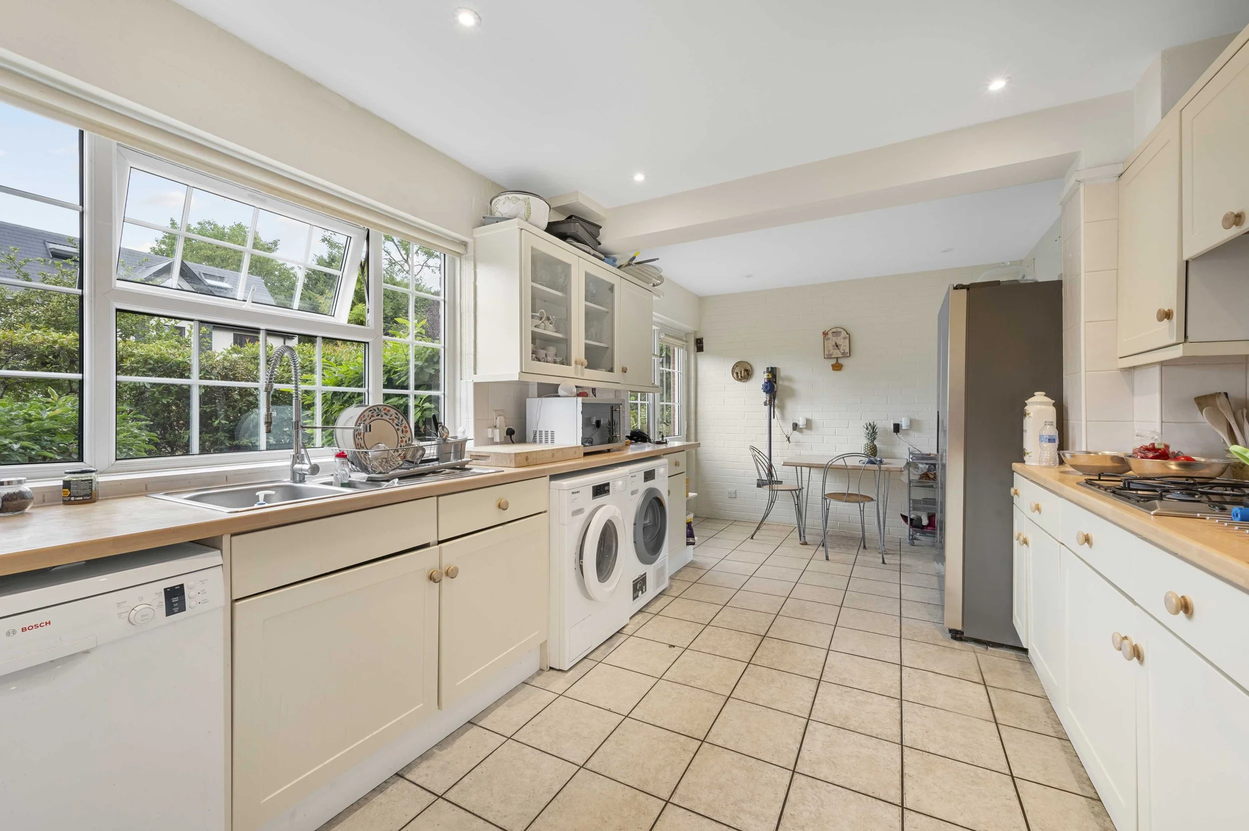 26-Burghley-Avenue,12.jpg