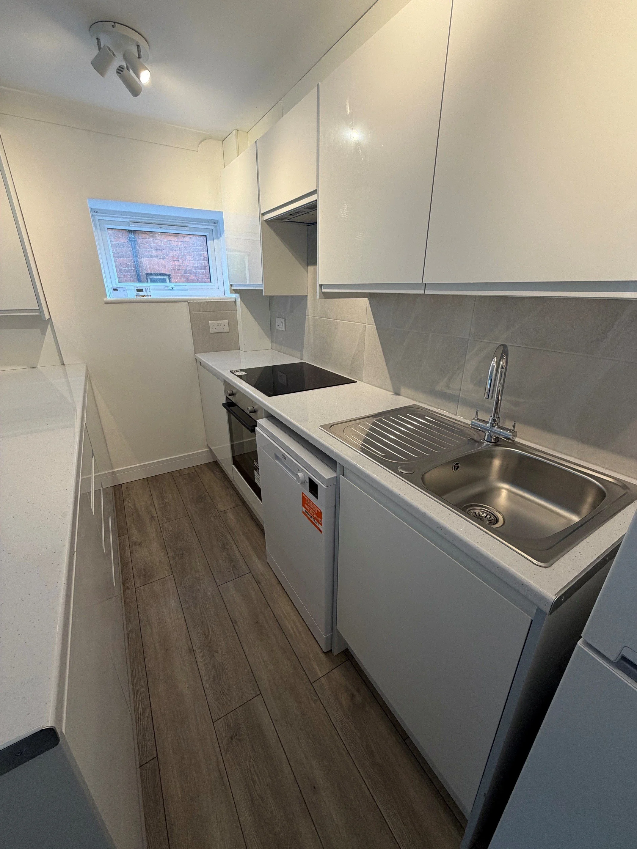 KITCHEN ANGLE 2.jpg