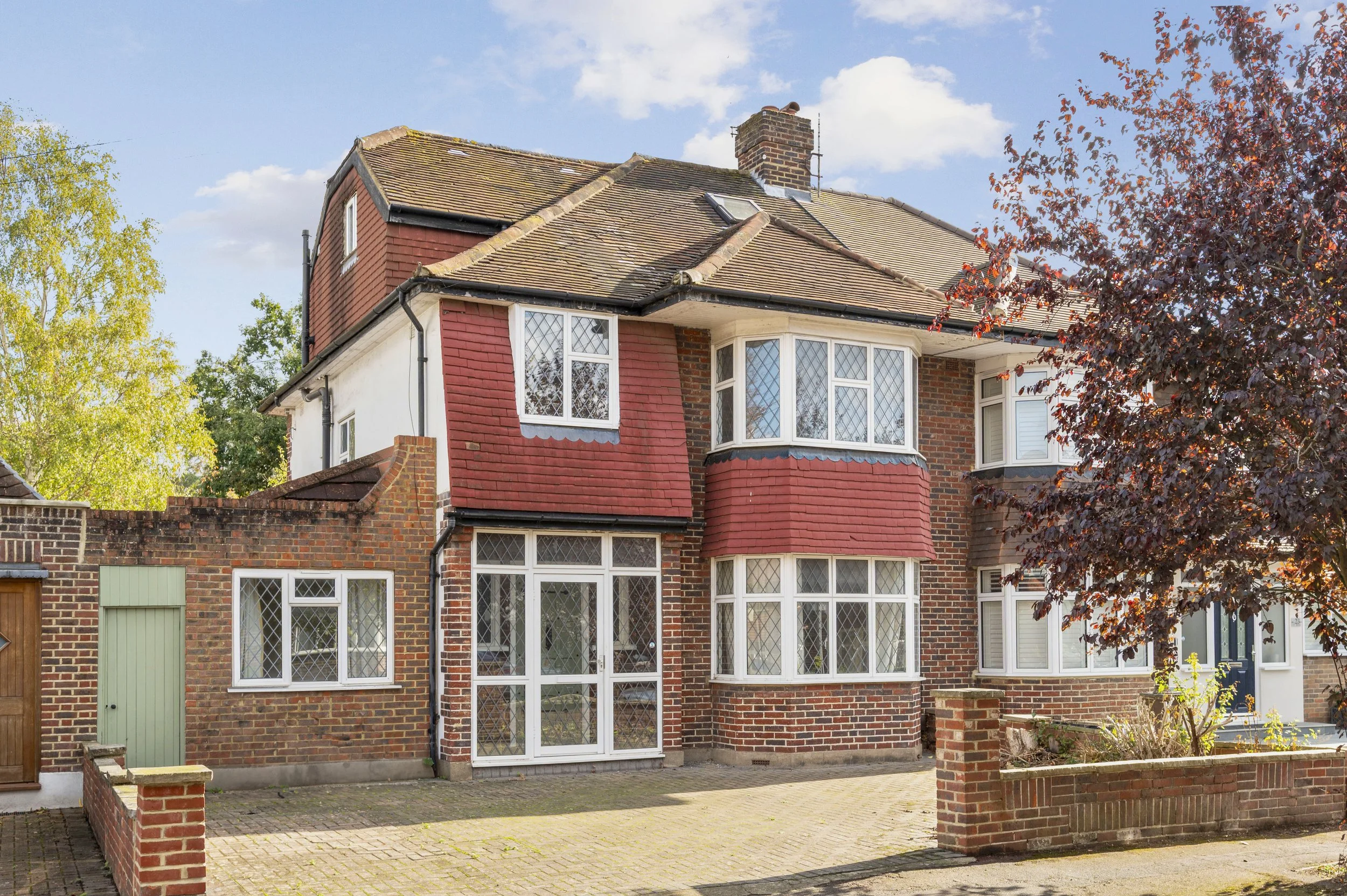 25 BEVERLEY AVENUE-1.jpg