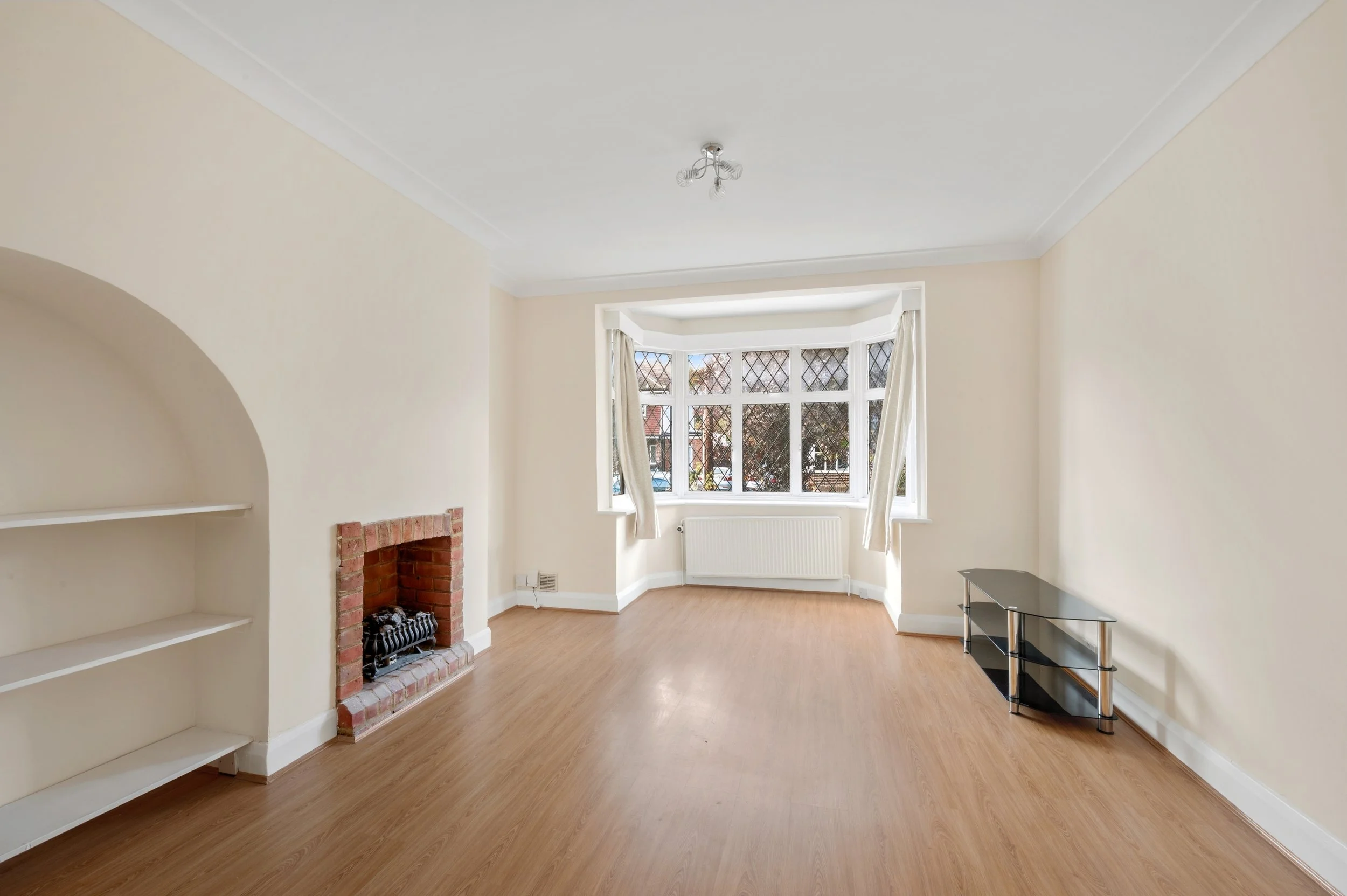 25 BEVERLEY AVENUE-4.jpg