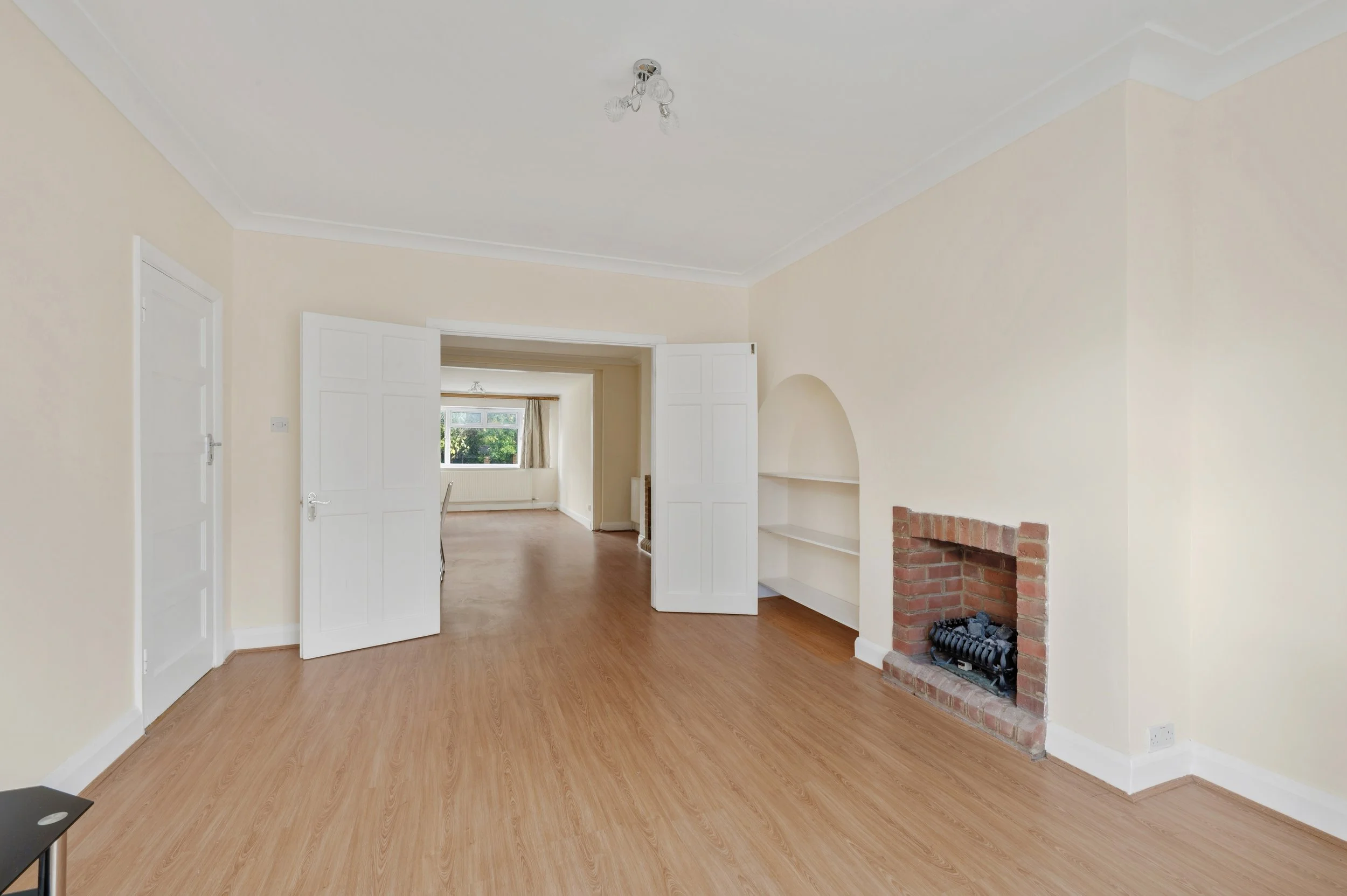 25 BEVERLEY AVENUE-6.jpg