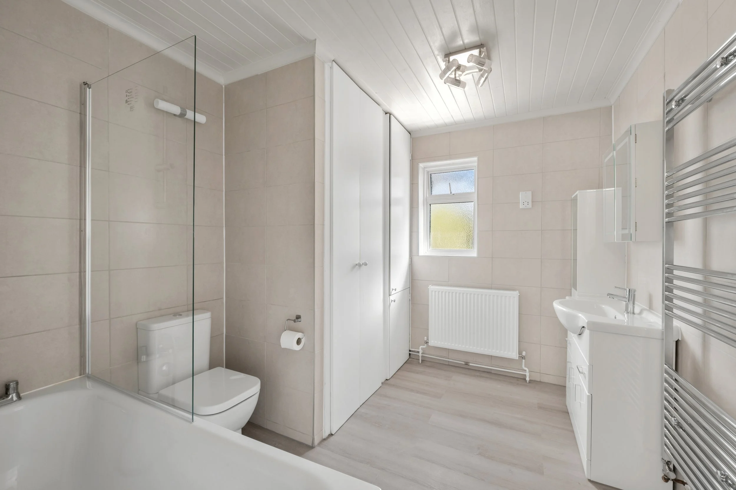 25 BEVERLEY AVENUE-12.jpg
