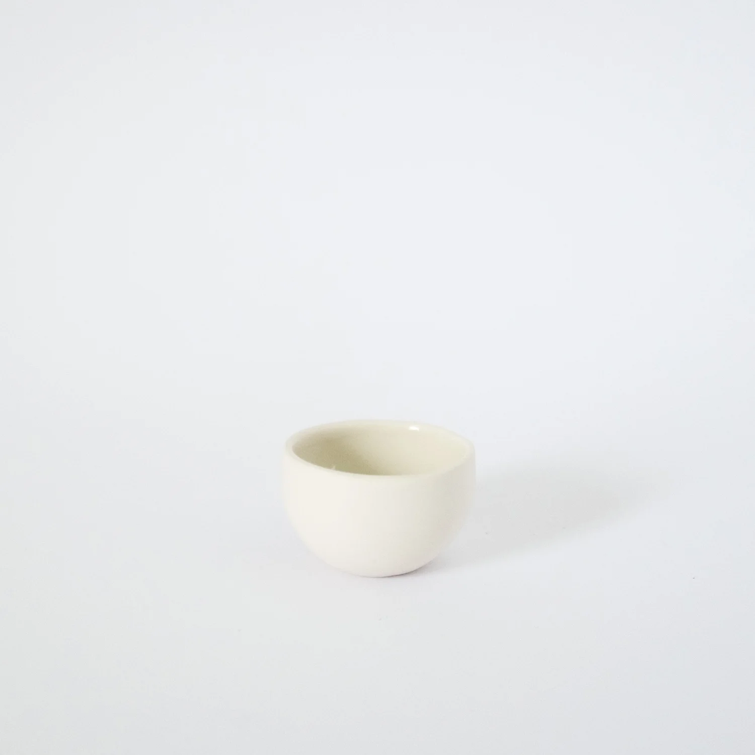 egg-cup-white-1.jpg