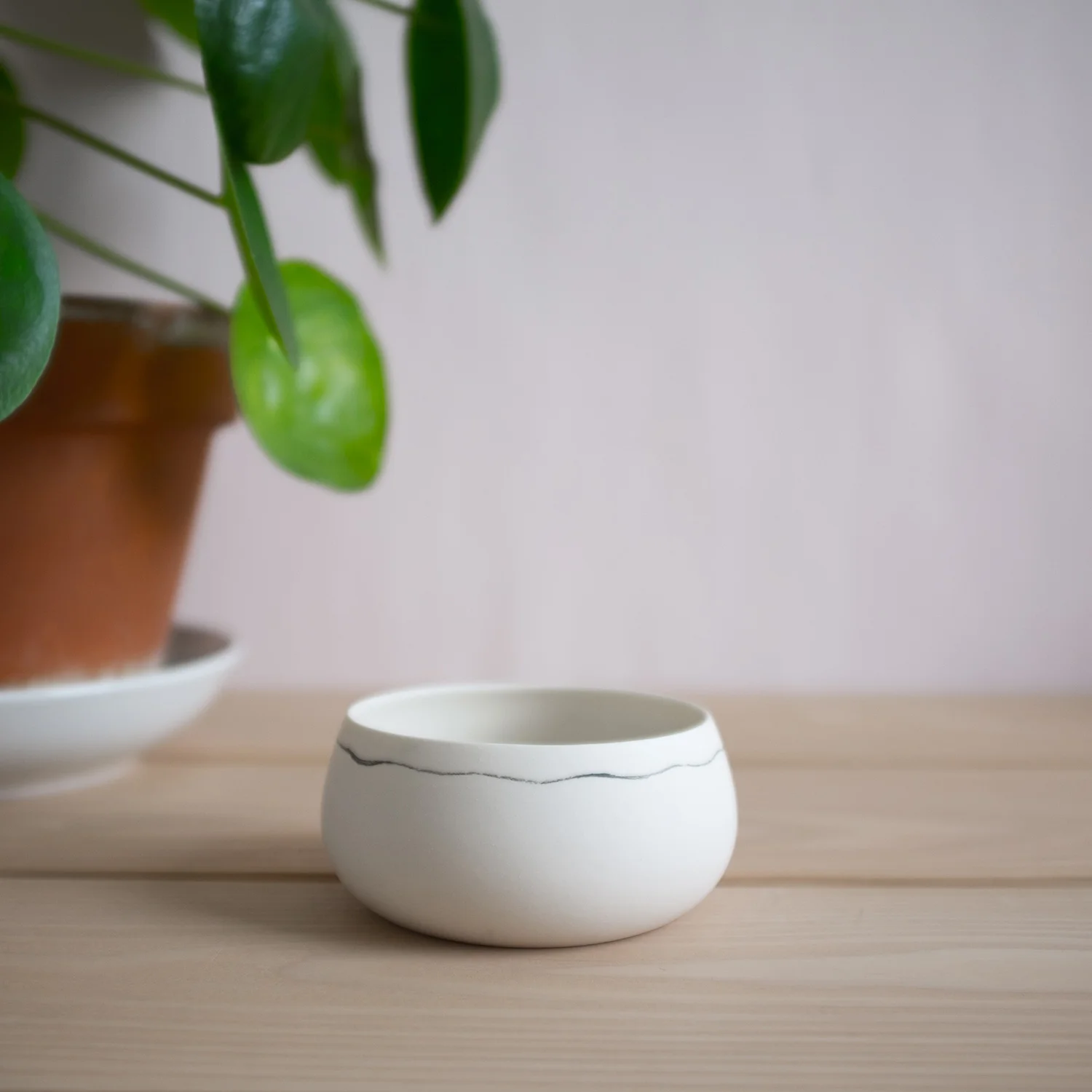 17-line-pot-3.jpg