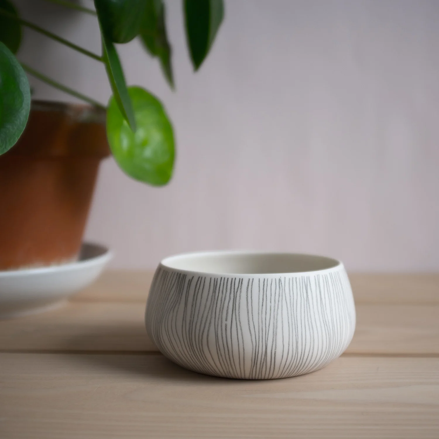 04-stripe-pot-3.jpg