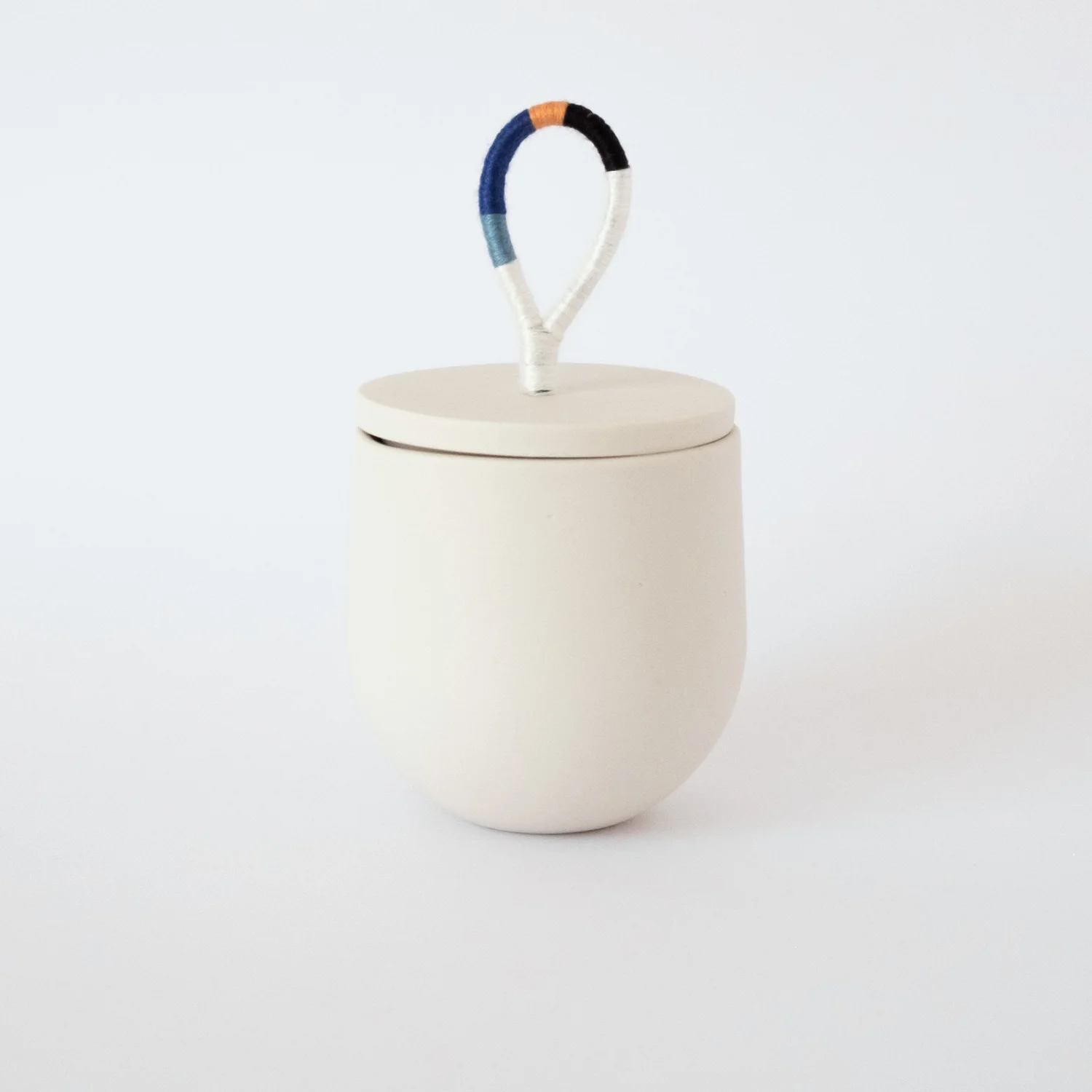 jar-white-white.jpg