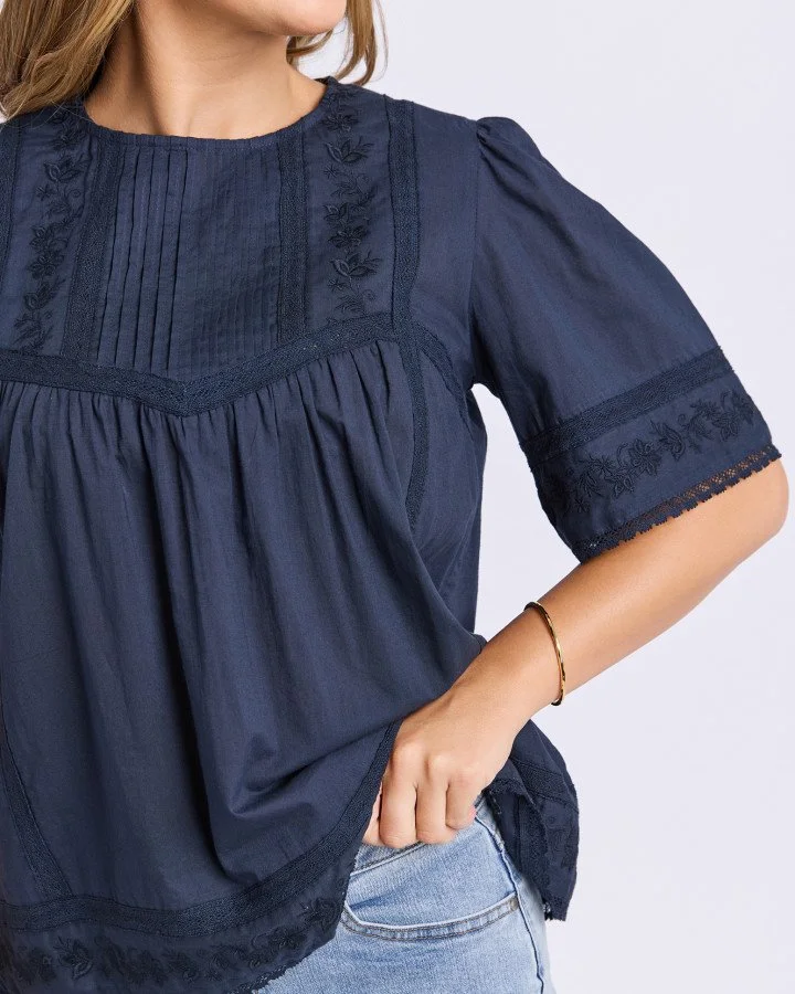 Foxwood Juna Top