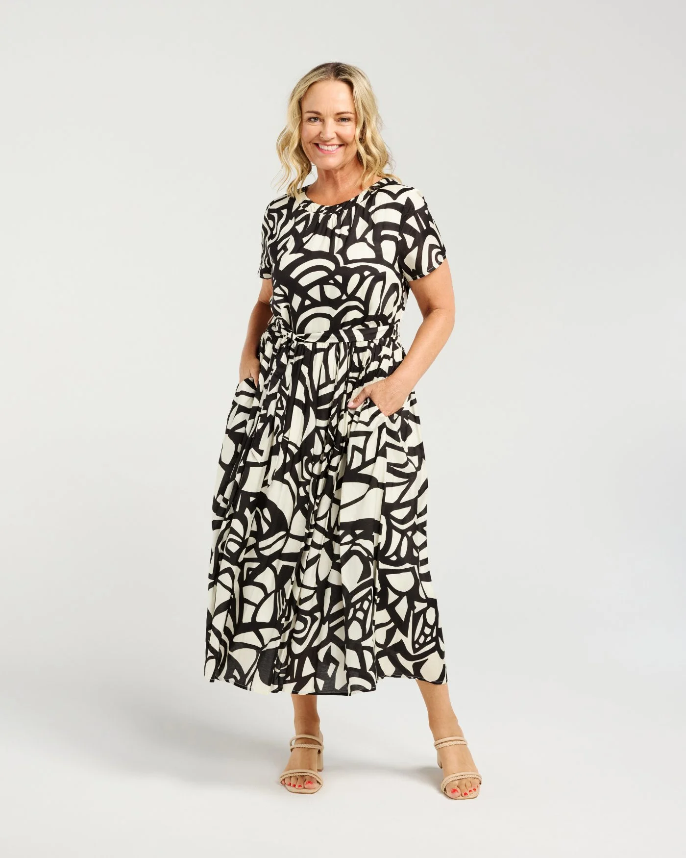 Z5058-2 Scarlett Dress Bold Edge (3).jpg
