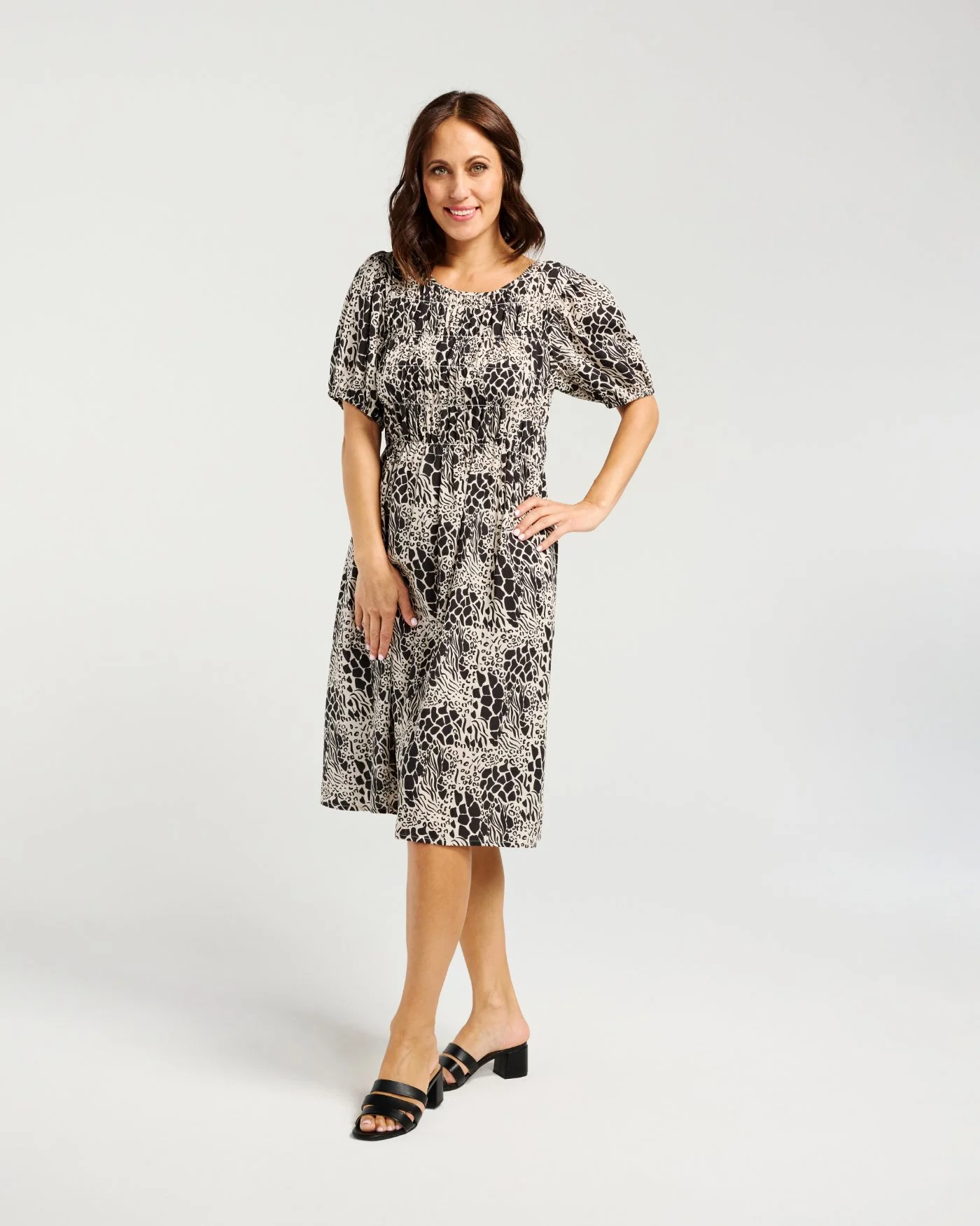 Z5043-1 Sienna Dress Animal (6).jpg