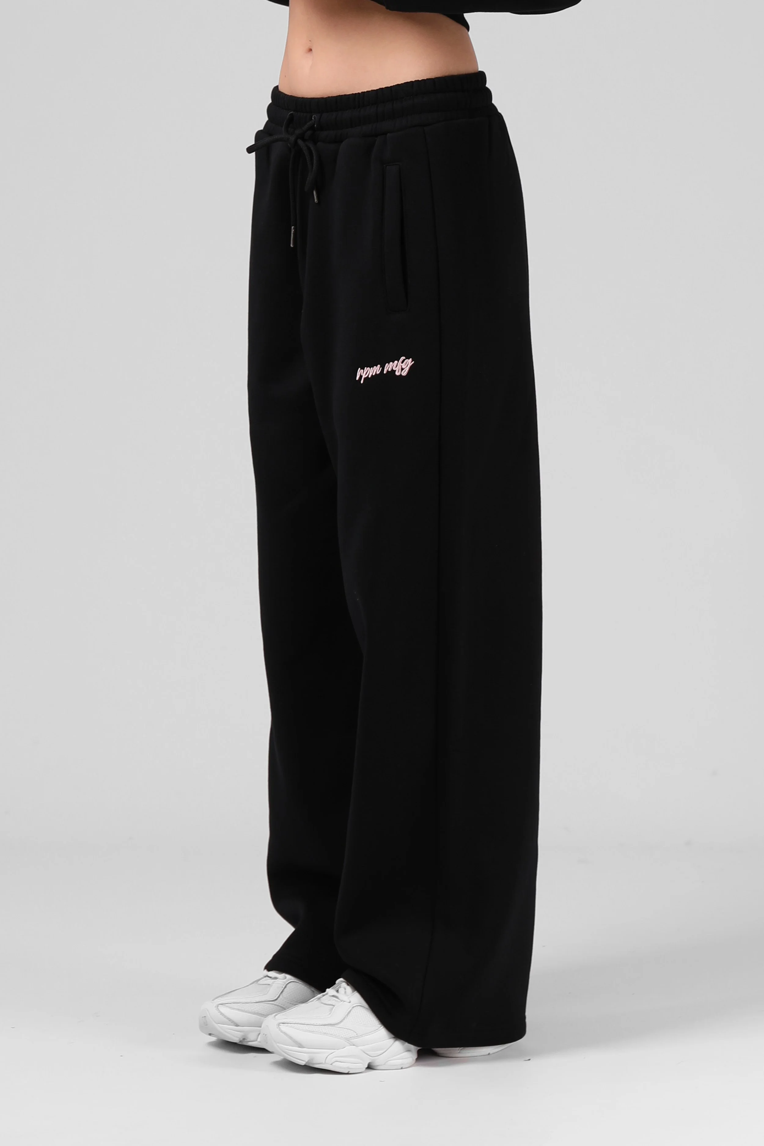 26AG34B RPM WIDE LEG TRACK PANT BLACK.jpg