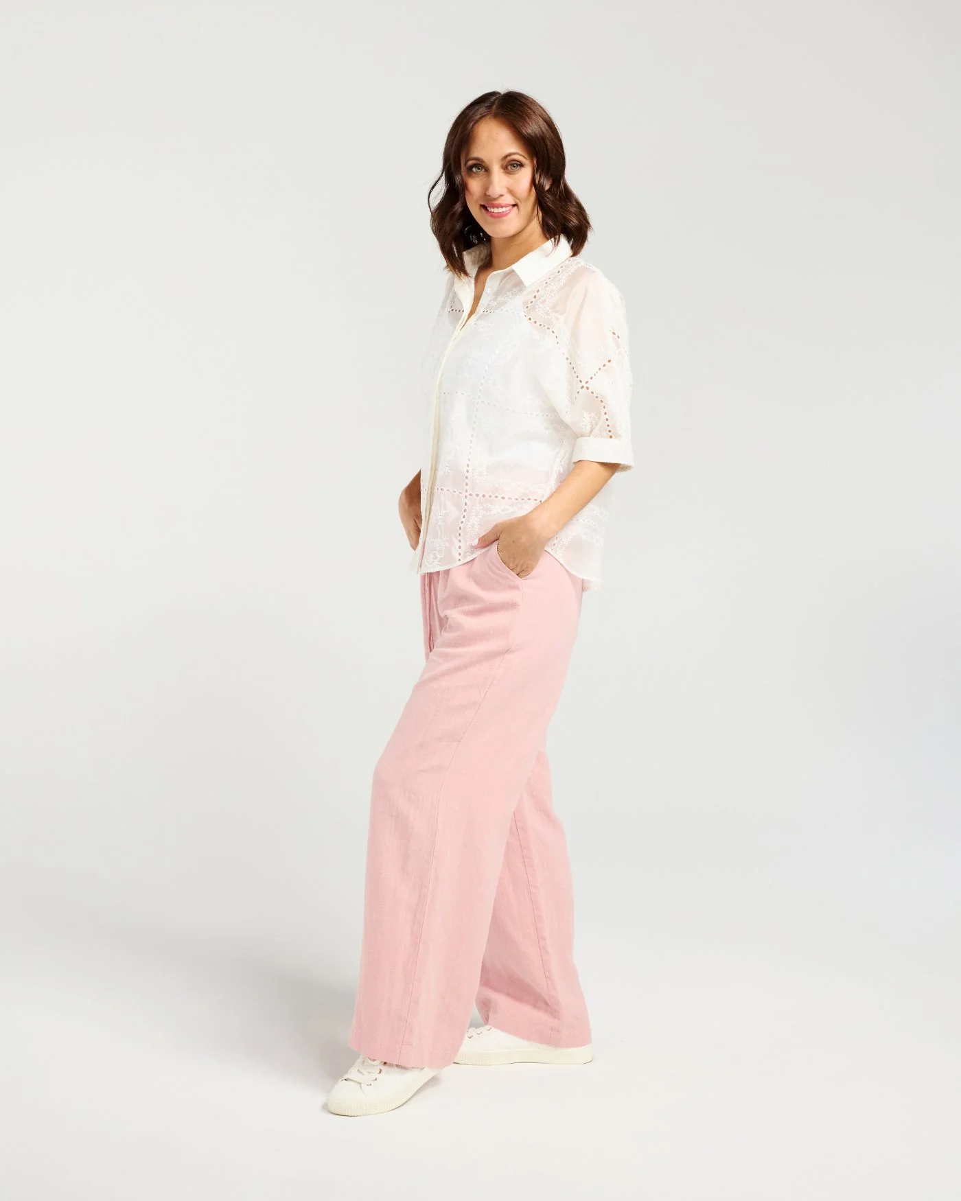 Z5027-1 Clara Shirt White Jasmine (6).jpg