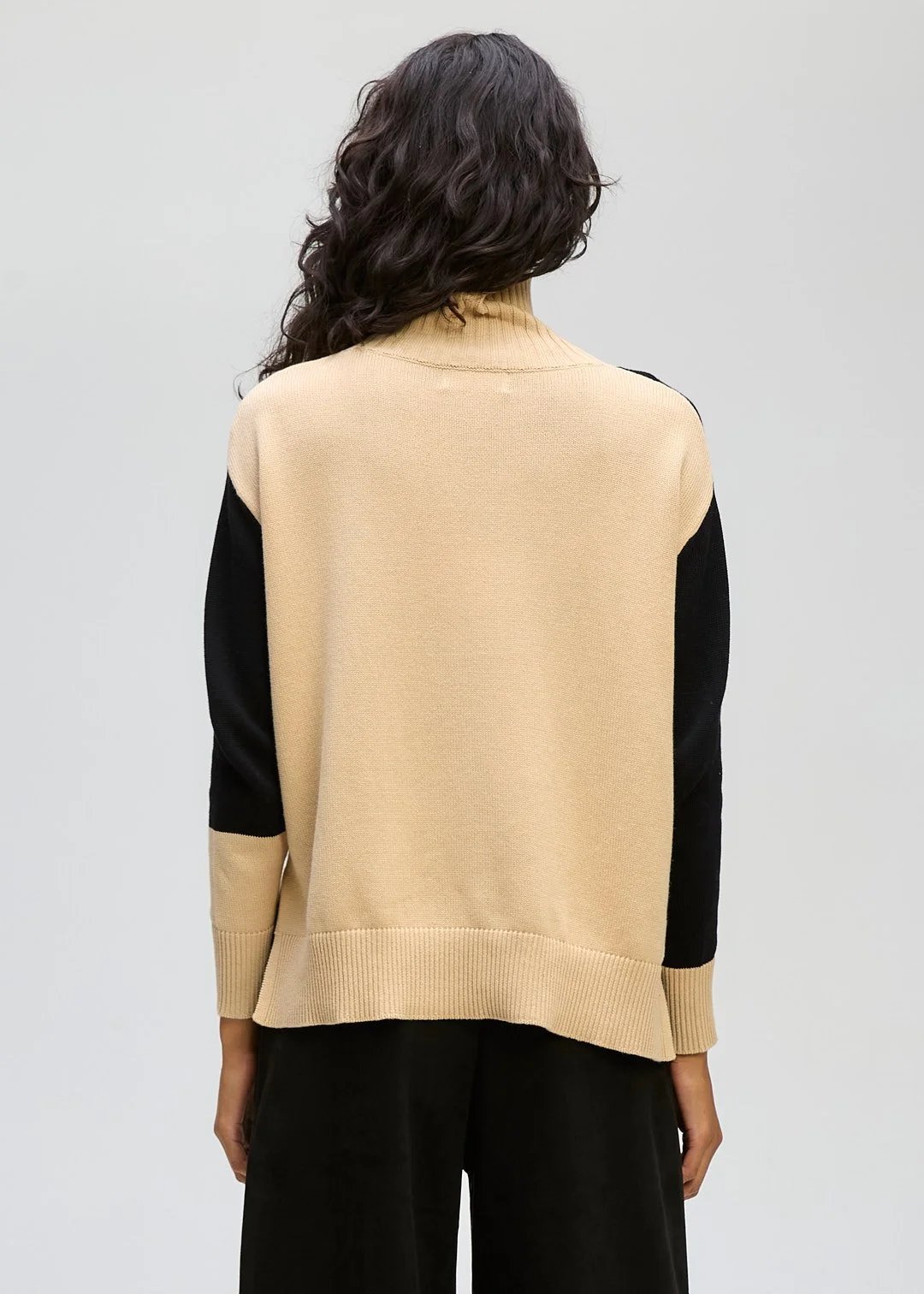 LD + Co Spot On Roll Neck