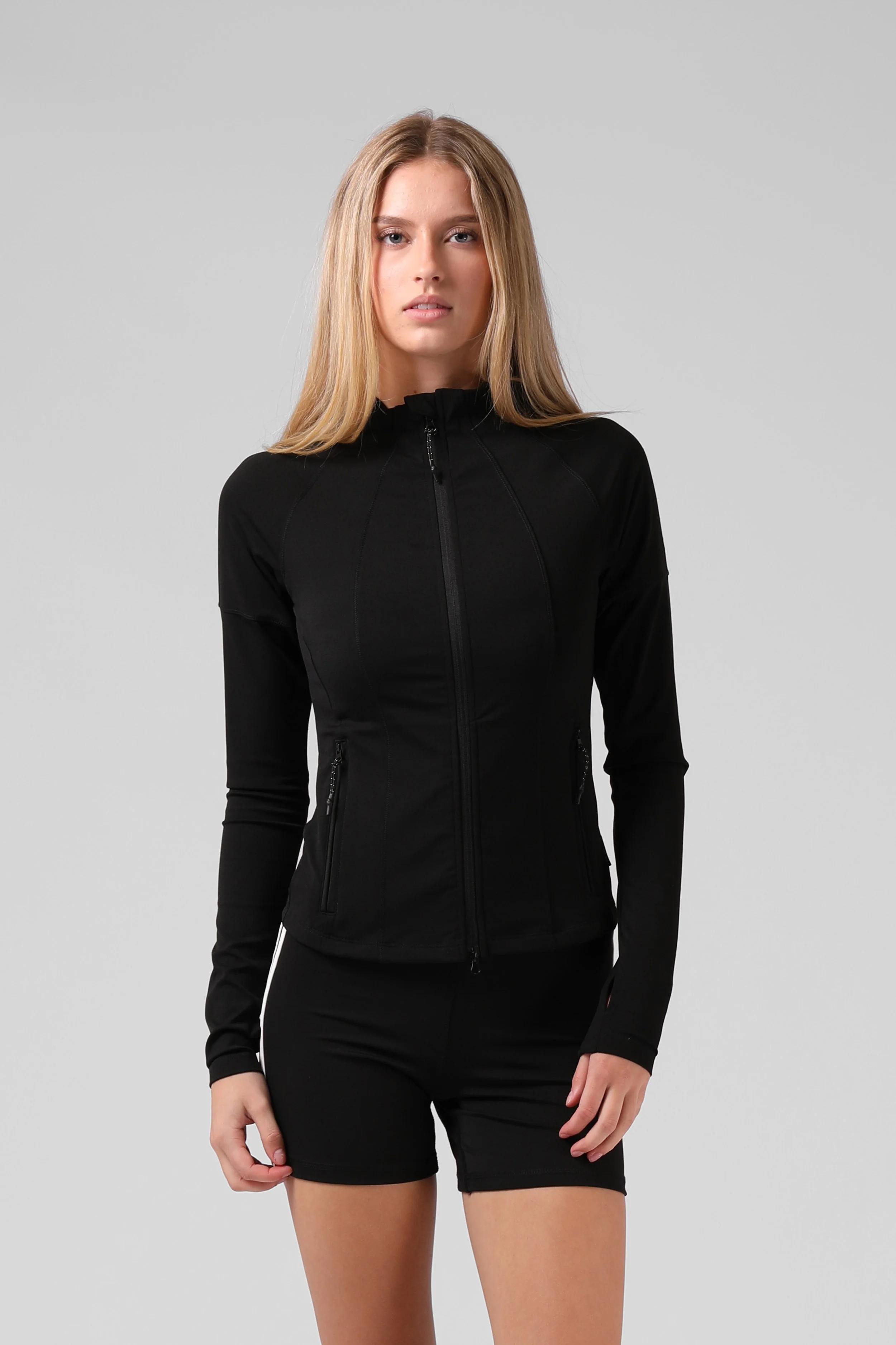 RPM Active Zip Thru
