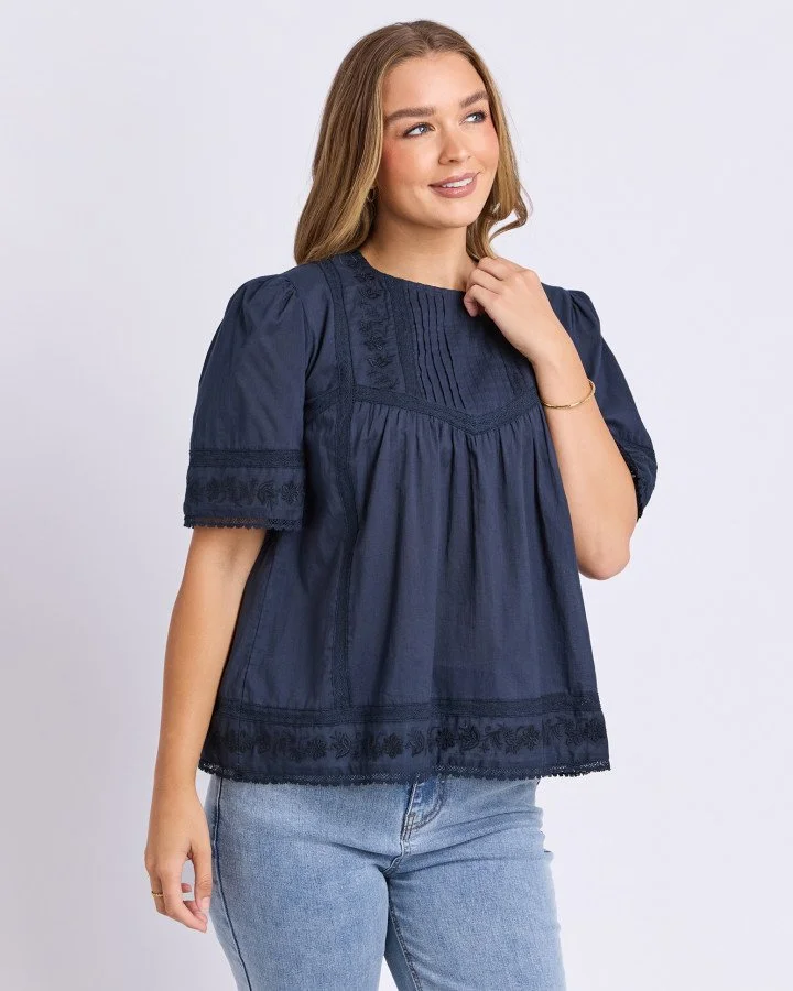 Foxwood Juna Top