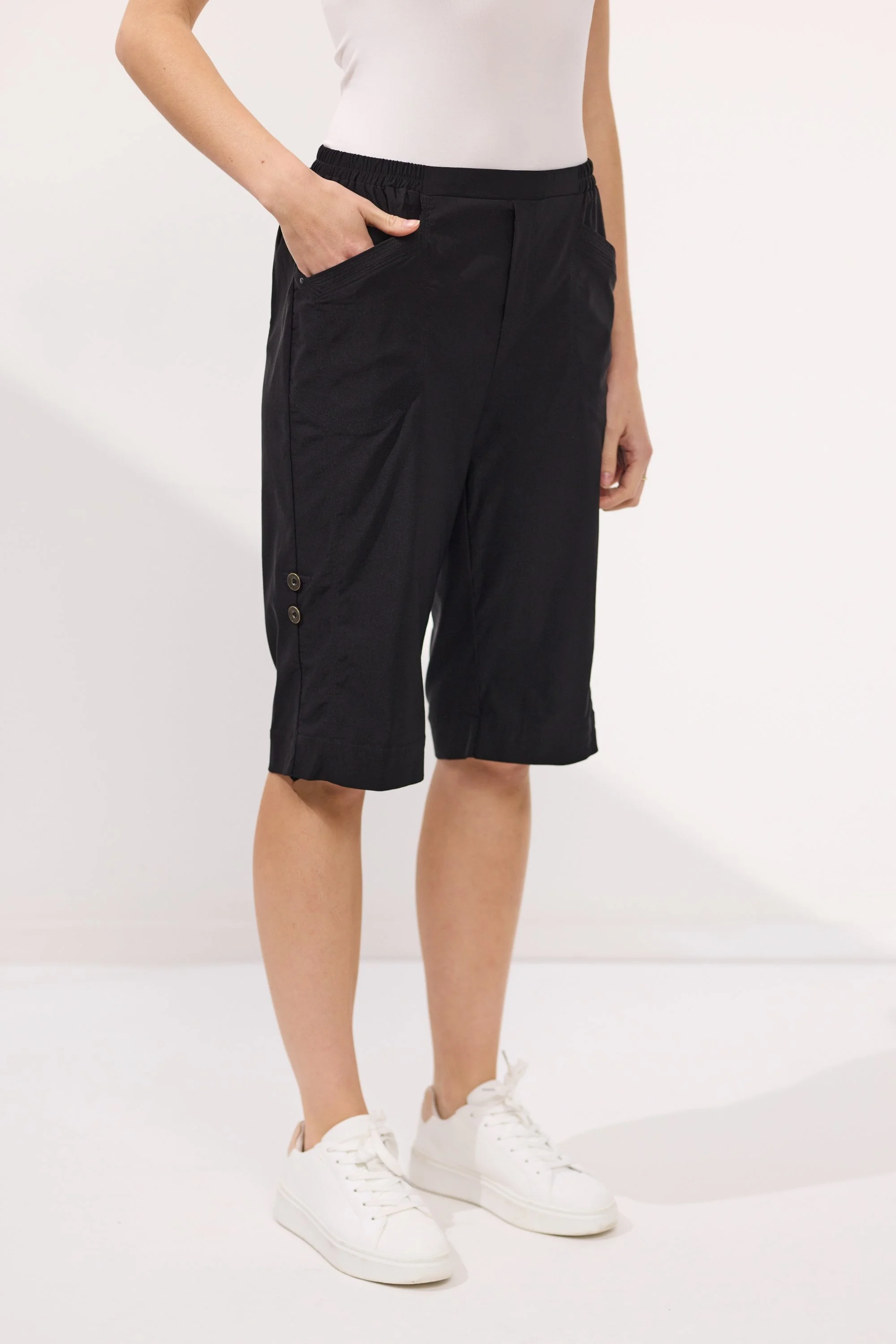 Newport Cody Short