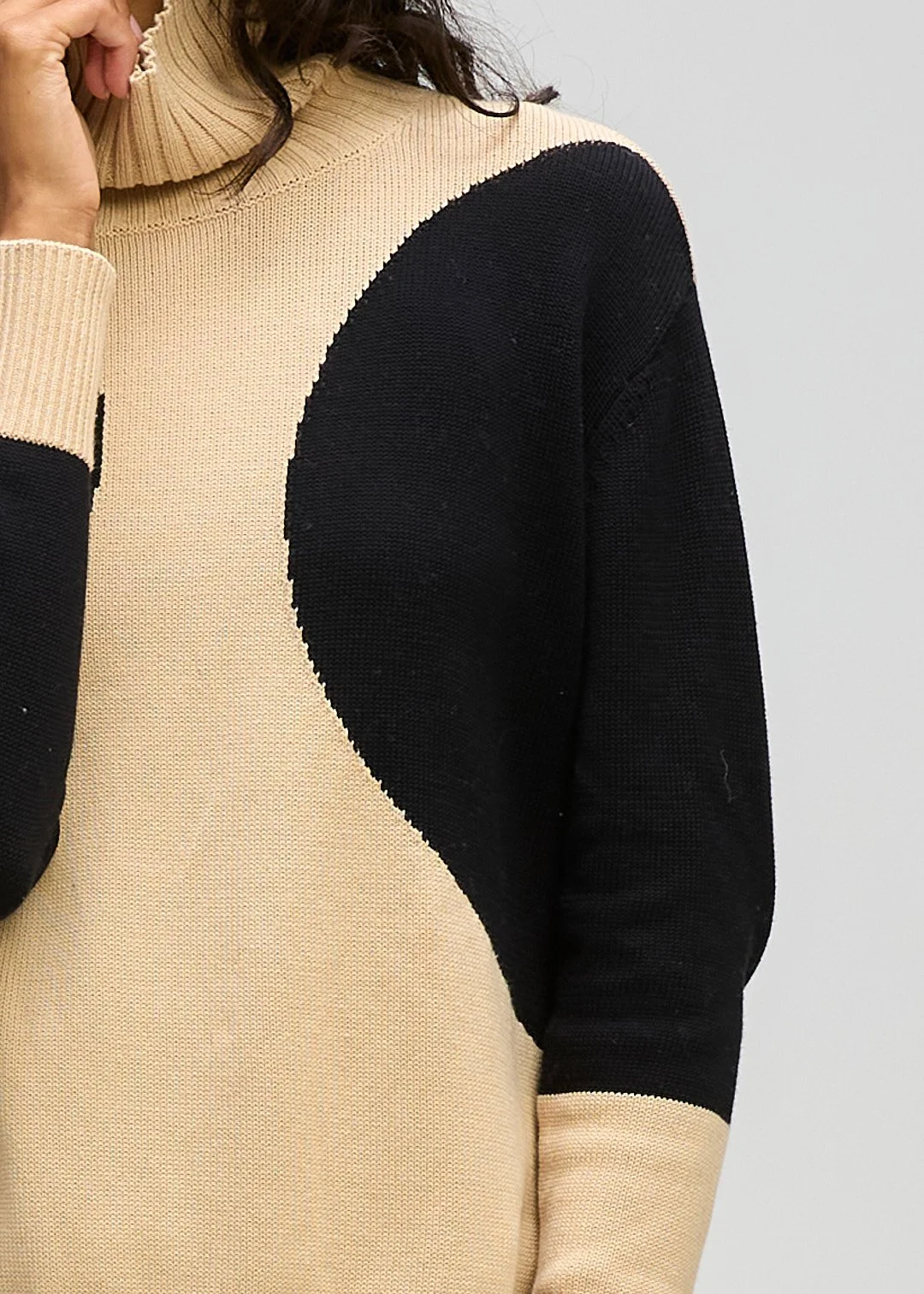 LD + Co Spot On Roll Neck