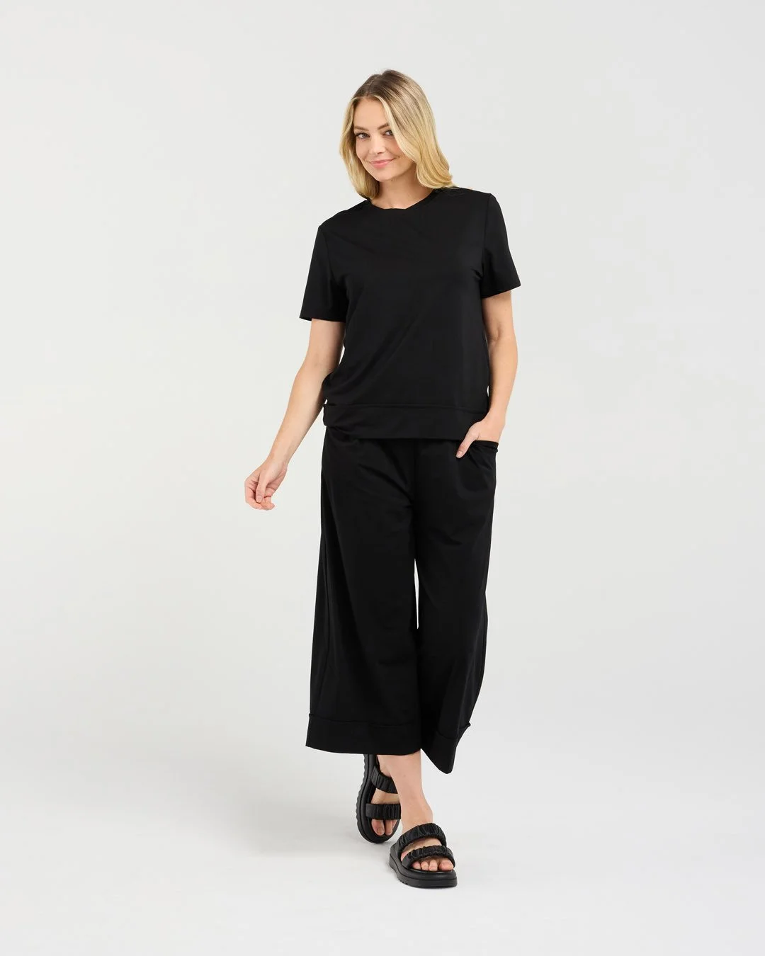 Blackstone Pernella Travel Pant