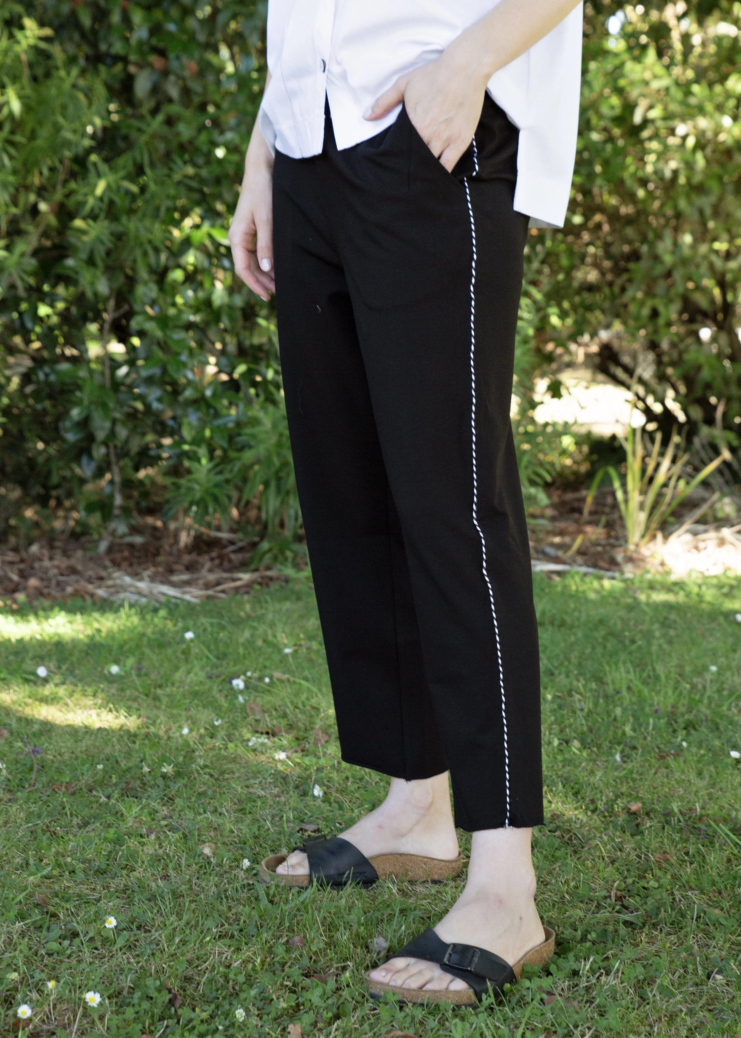 White On Black 7/8 Pant