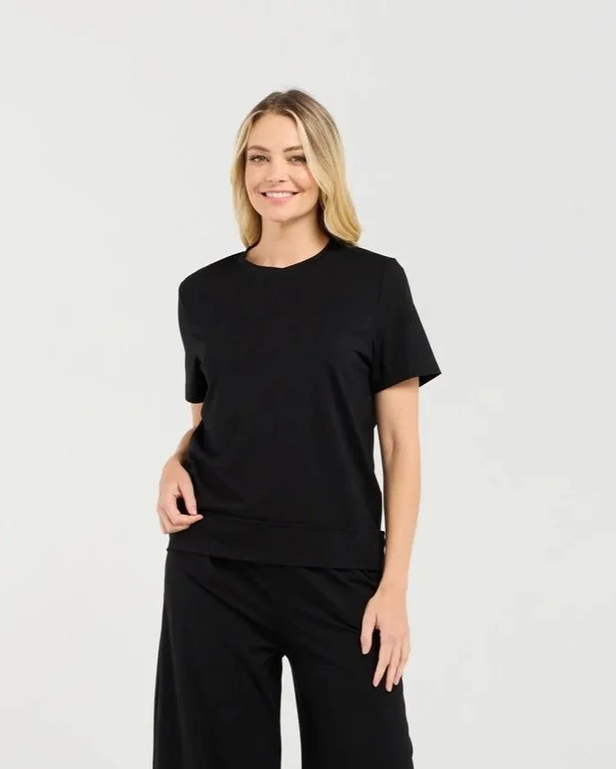 Blackstone Pernella Travel Tee