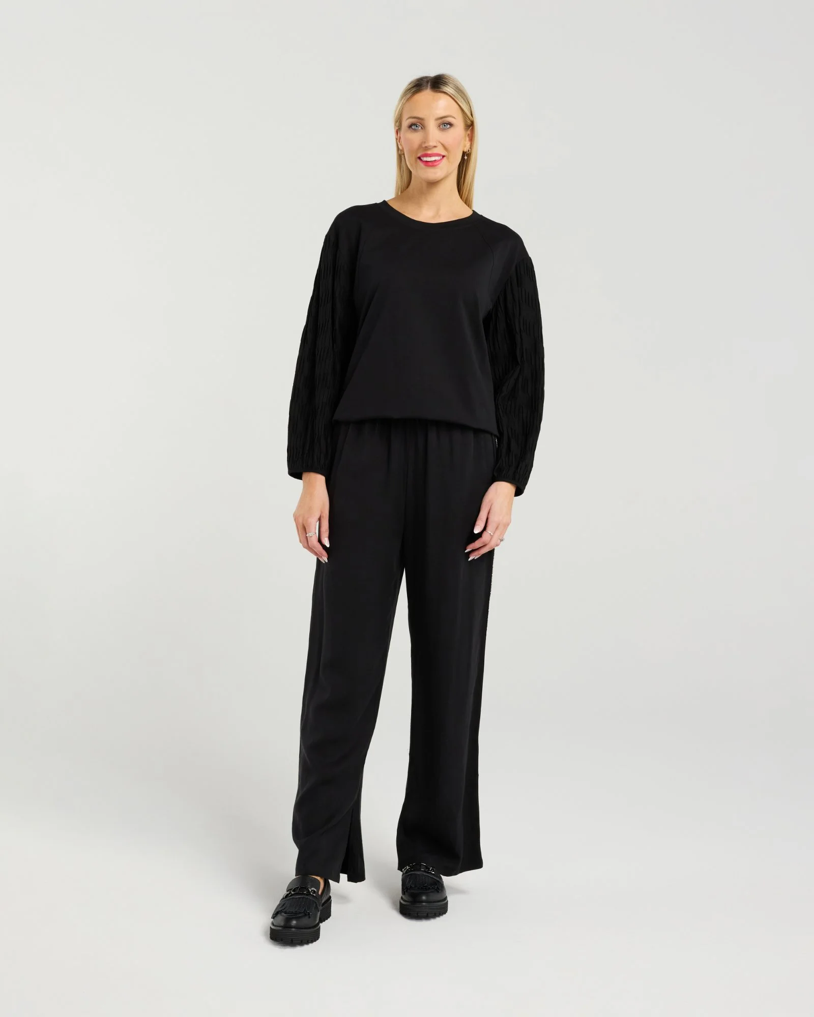 EA1042B Sienna Top Noir Pleat (2).jpg