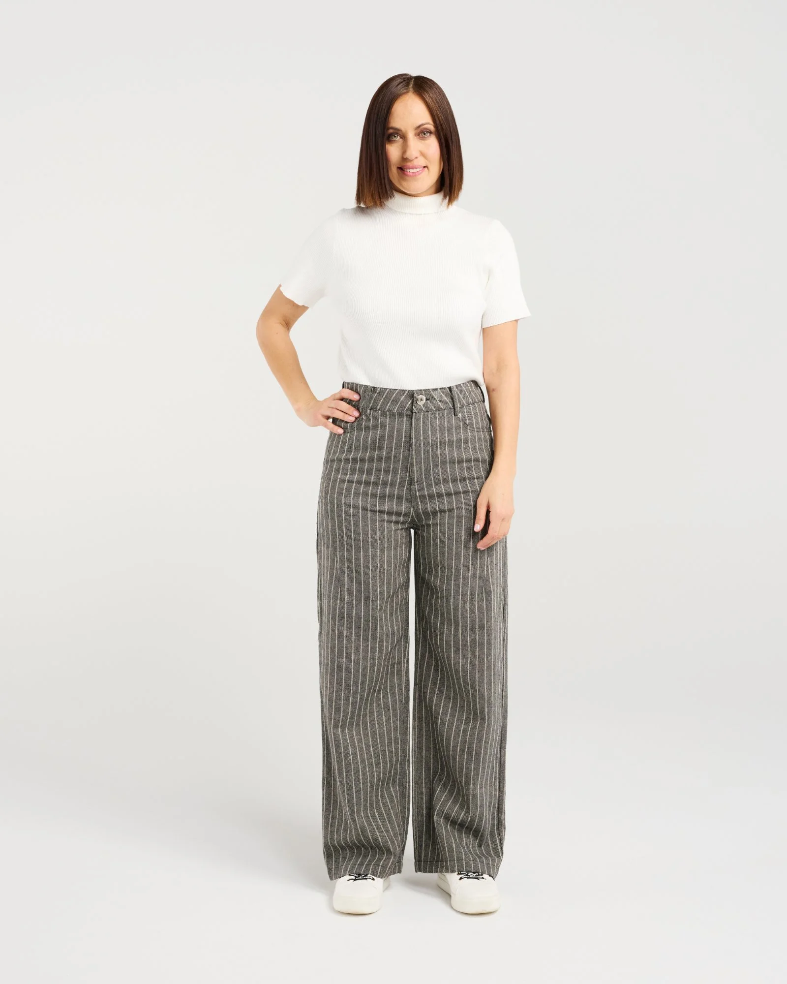 Z4118B Abigail Pant Black Stripe (7).jpg