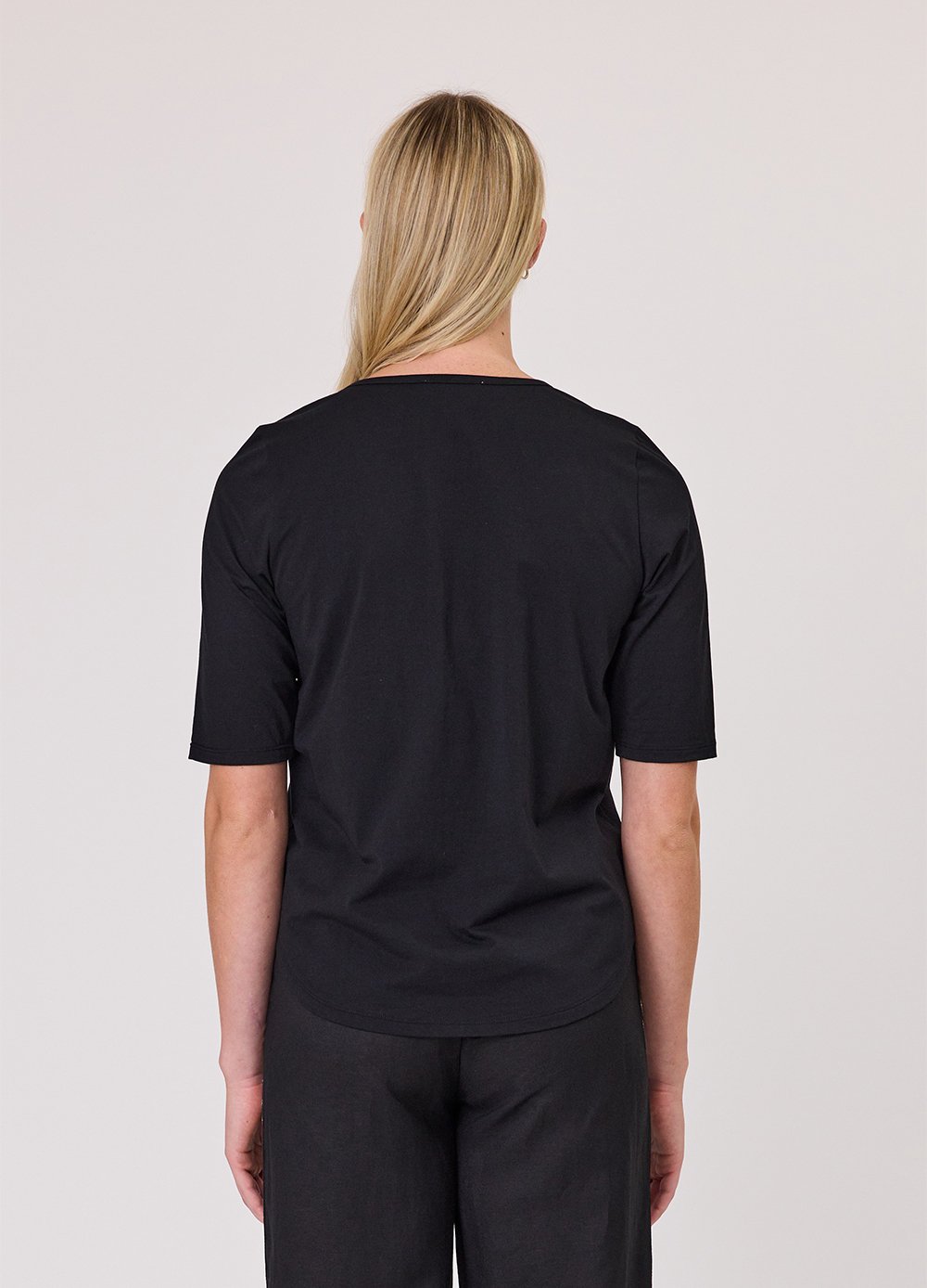 Duo Essential tee
