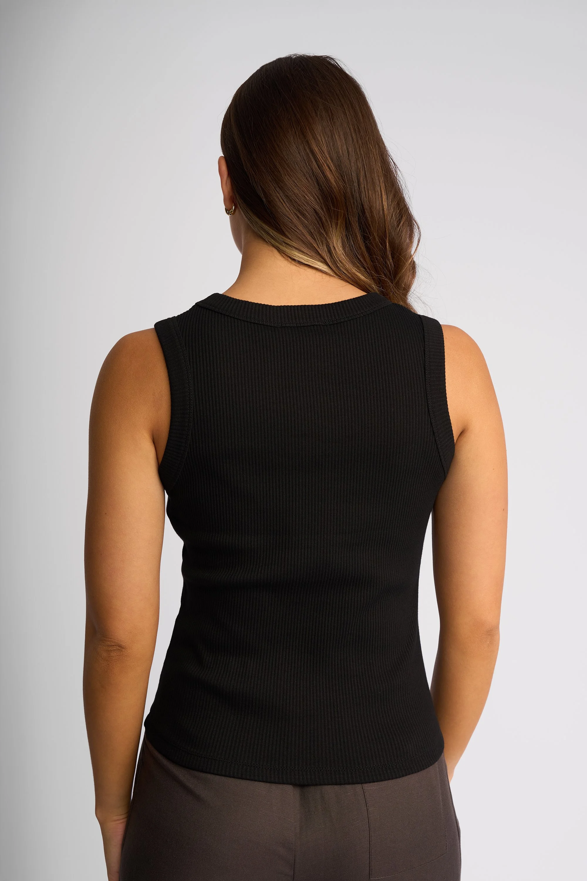 knewe-k3042-true-tank-black-(2).jpg