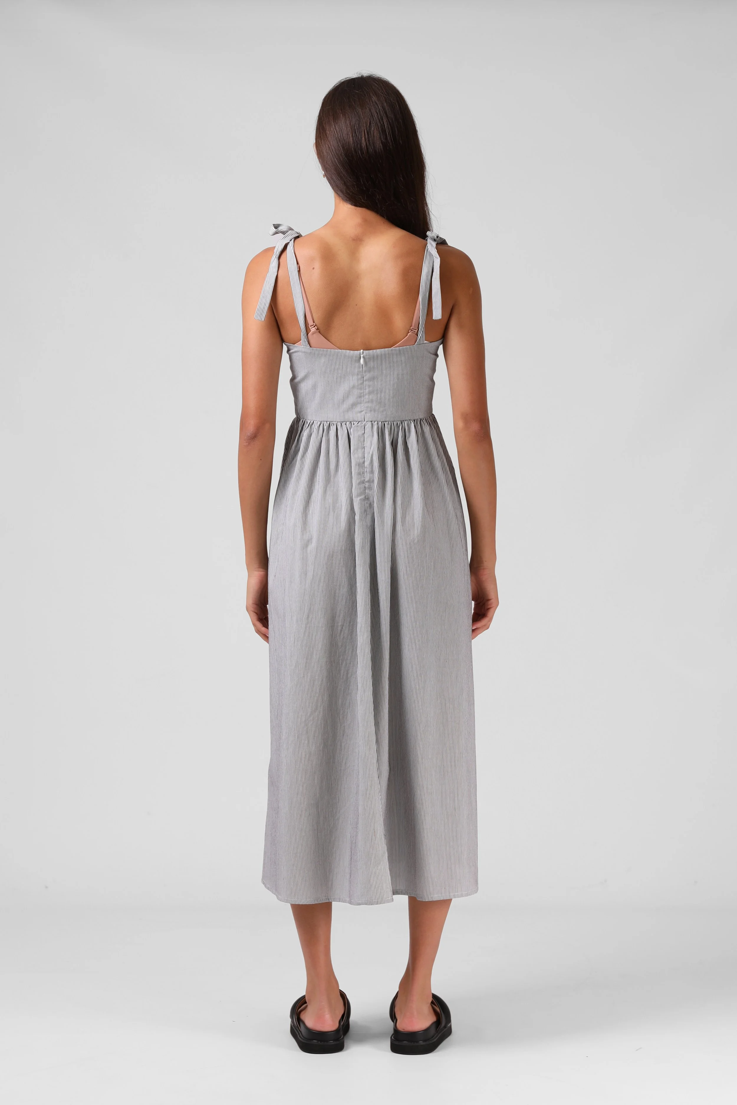 RPM 25S78B SOFI MIDI DRESS B&W PIN STRIPE-4.jpg