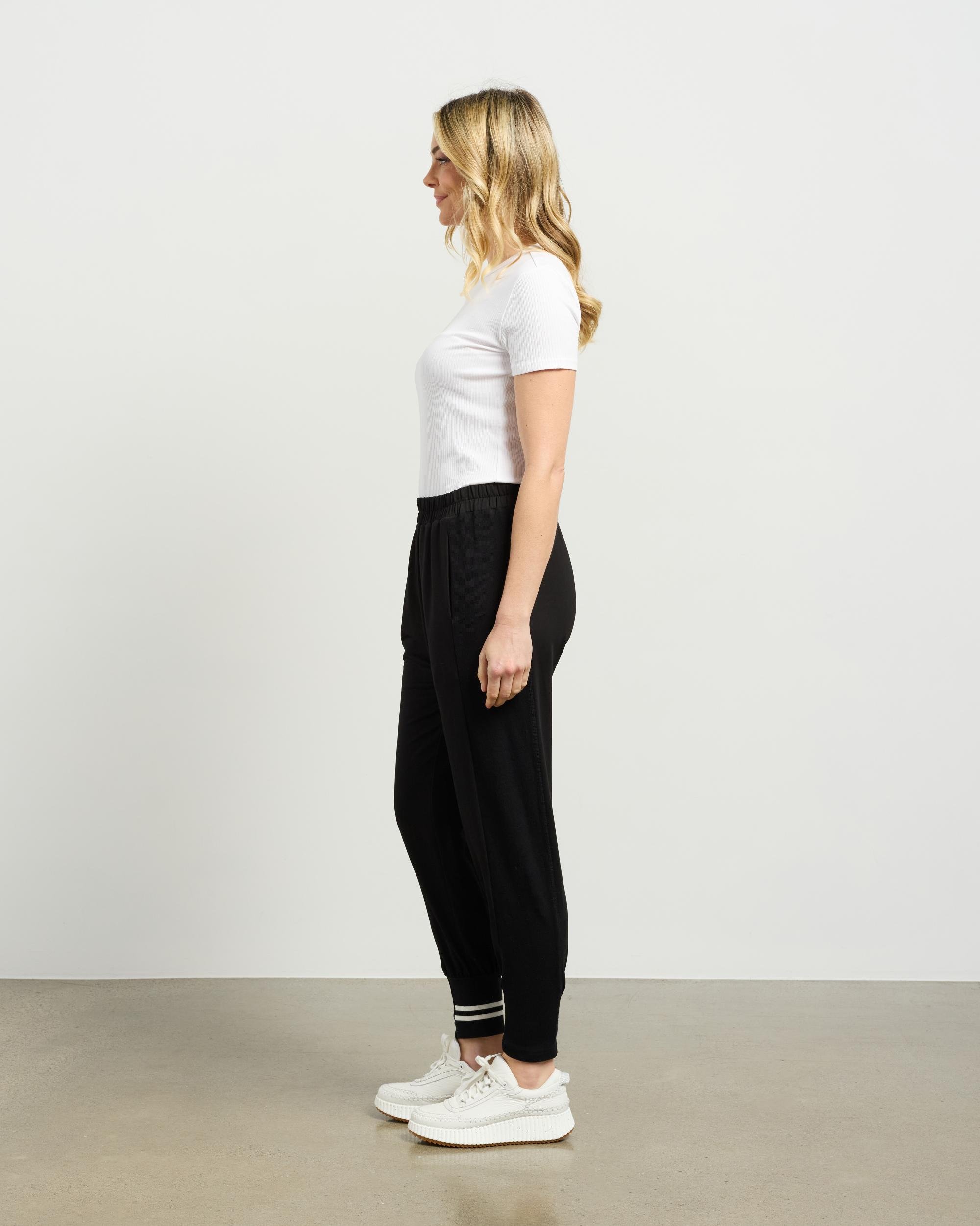 Et Alia Madox Pant
