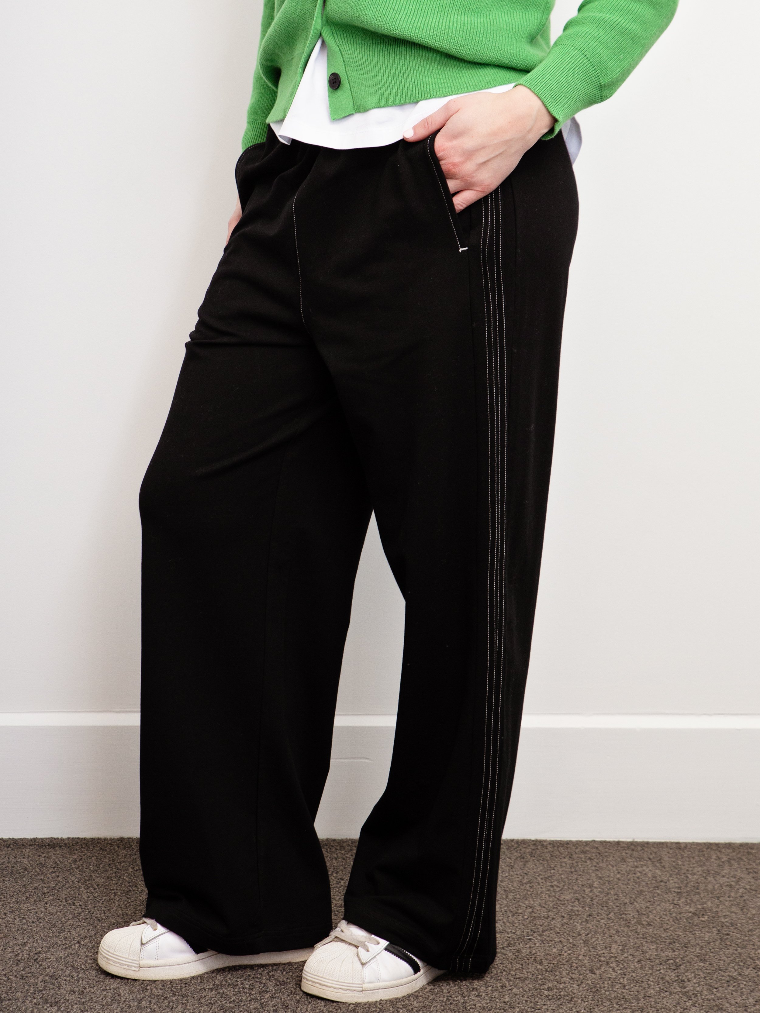 White On Black Wide Leg Pant