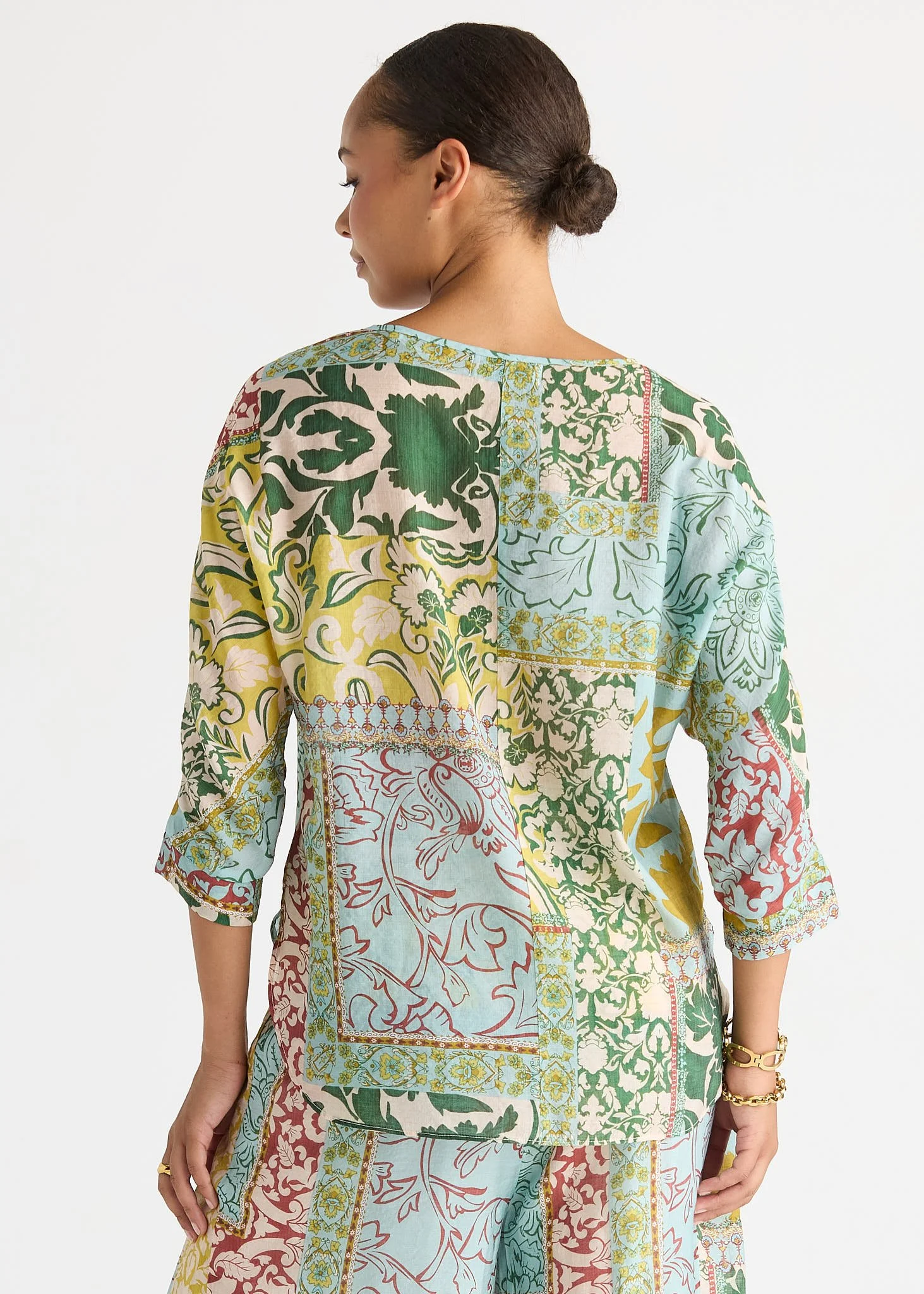 LC8886 MOSAIC Relaxed Top