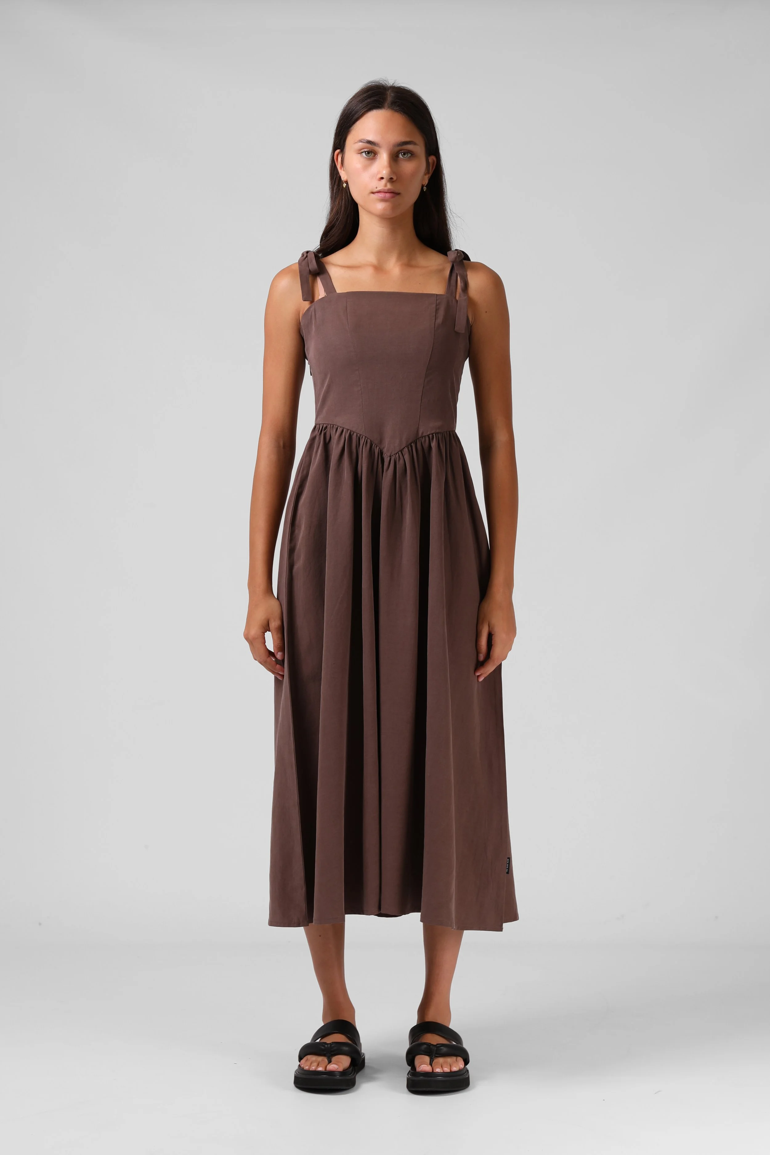 RPM 25S78A SOFI MIDI DRESS CHOCOLATE.jpg