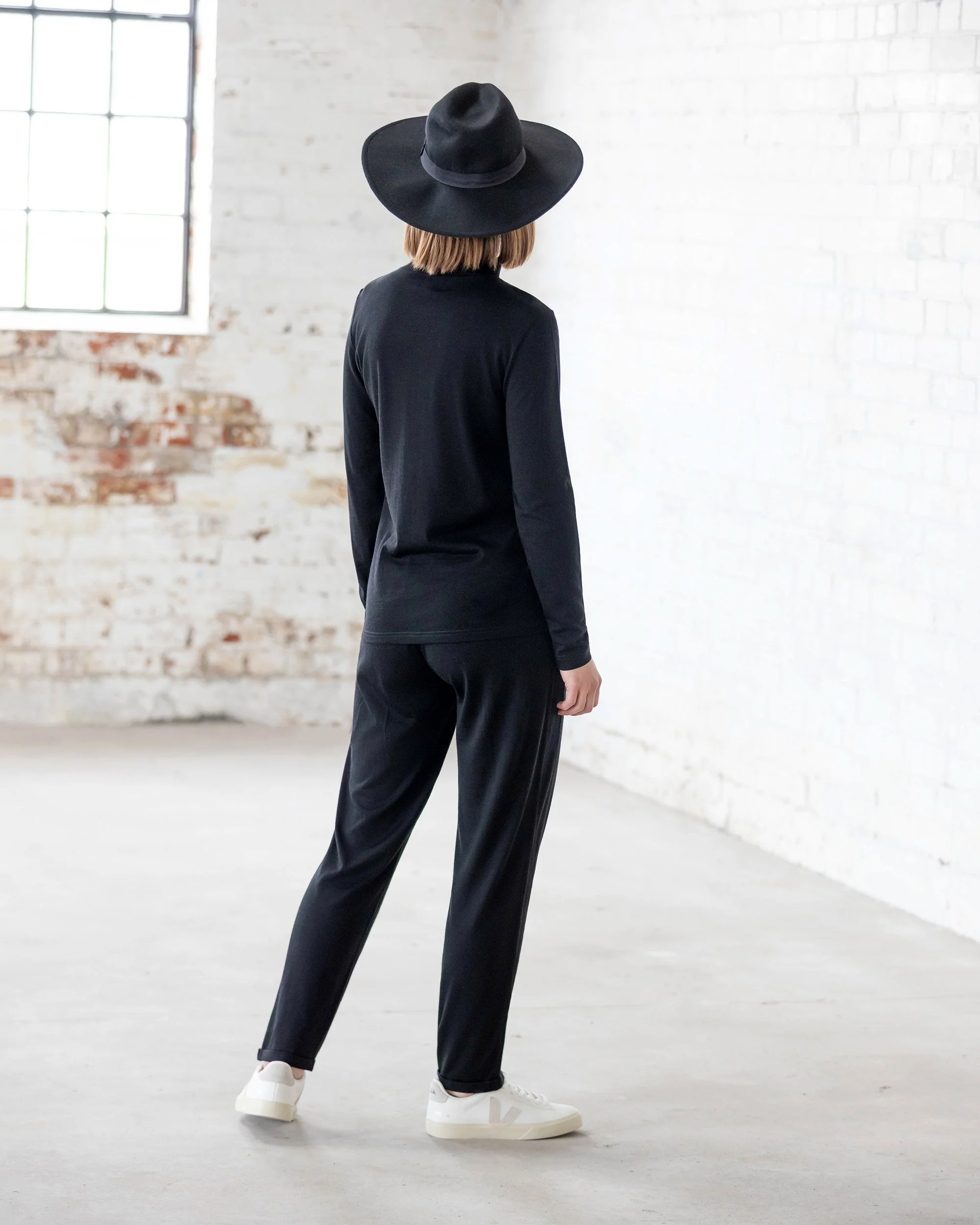 vassalli-4287-riley-polo-black-(2).jpg