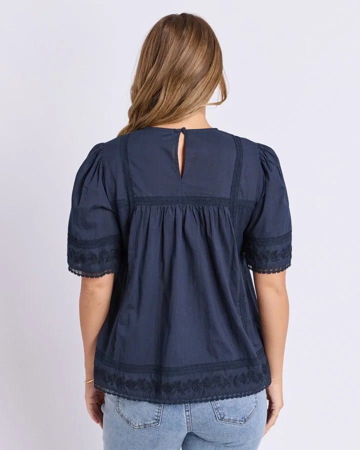 Foxwood Juna Top