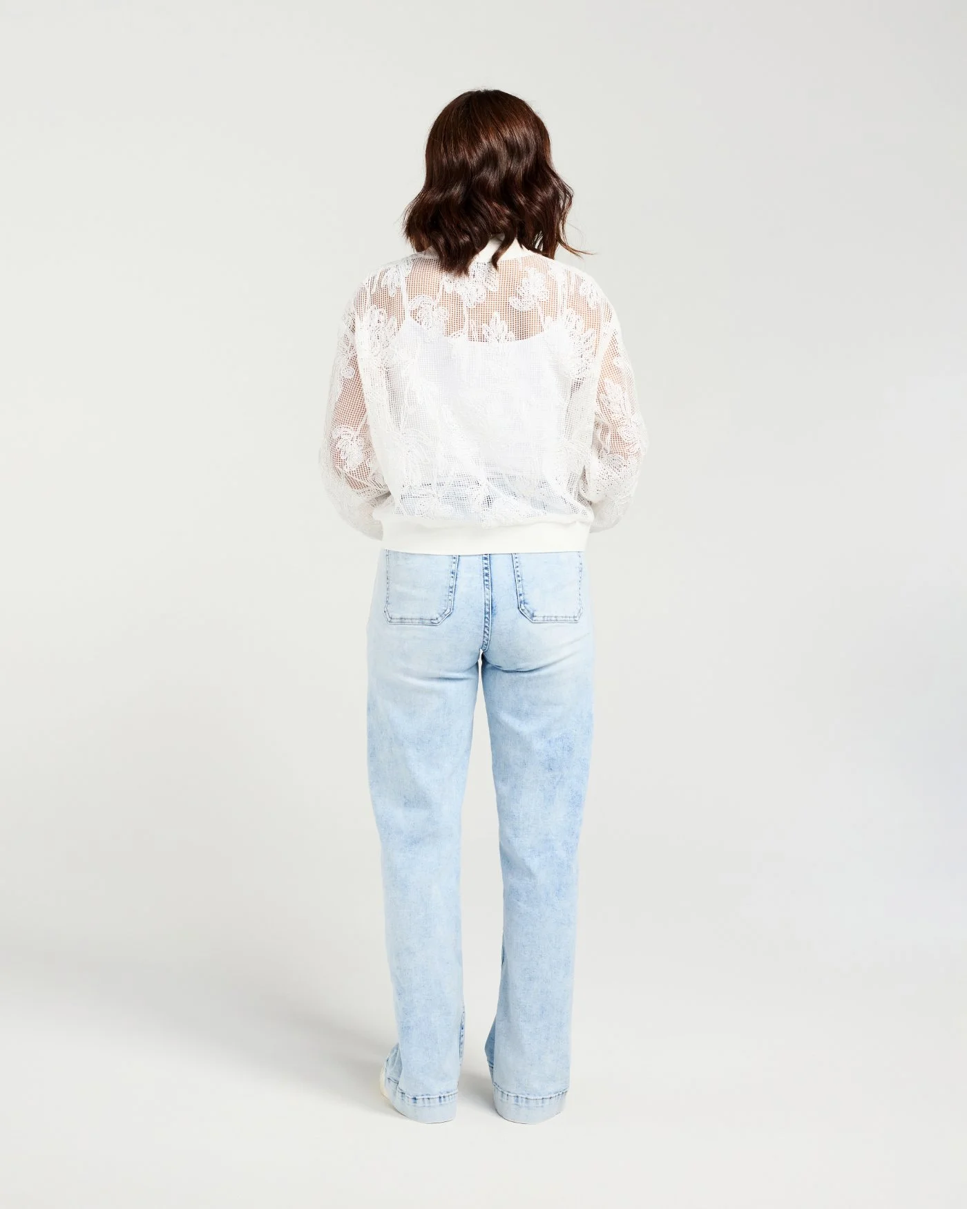 Z5068-1 Bianca Bomber Pearl Breeze (9).jpg