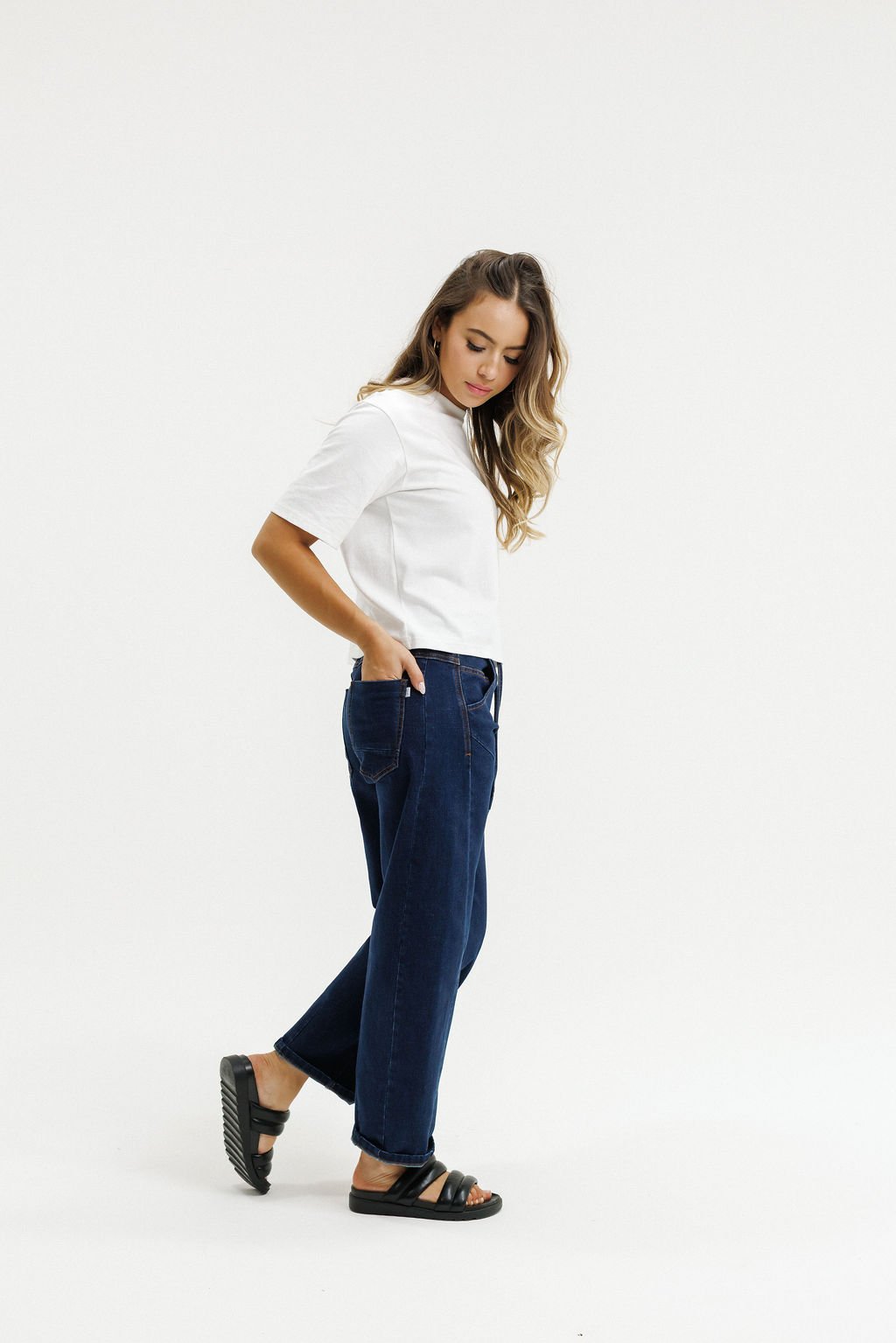 Barrel Jeans - Indigo Wash (9).jpg