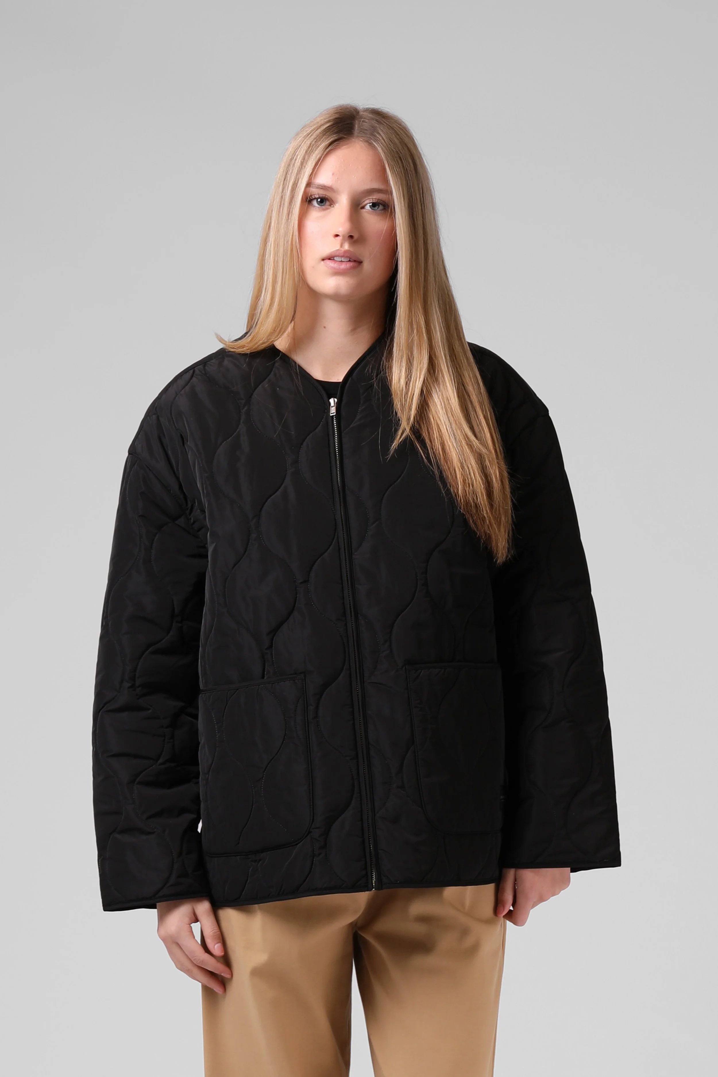 26AG24A RPM QUILTED OS JACKET BLACK.jpg