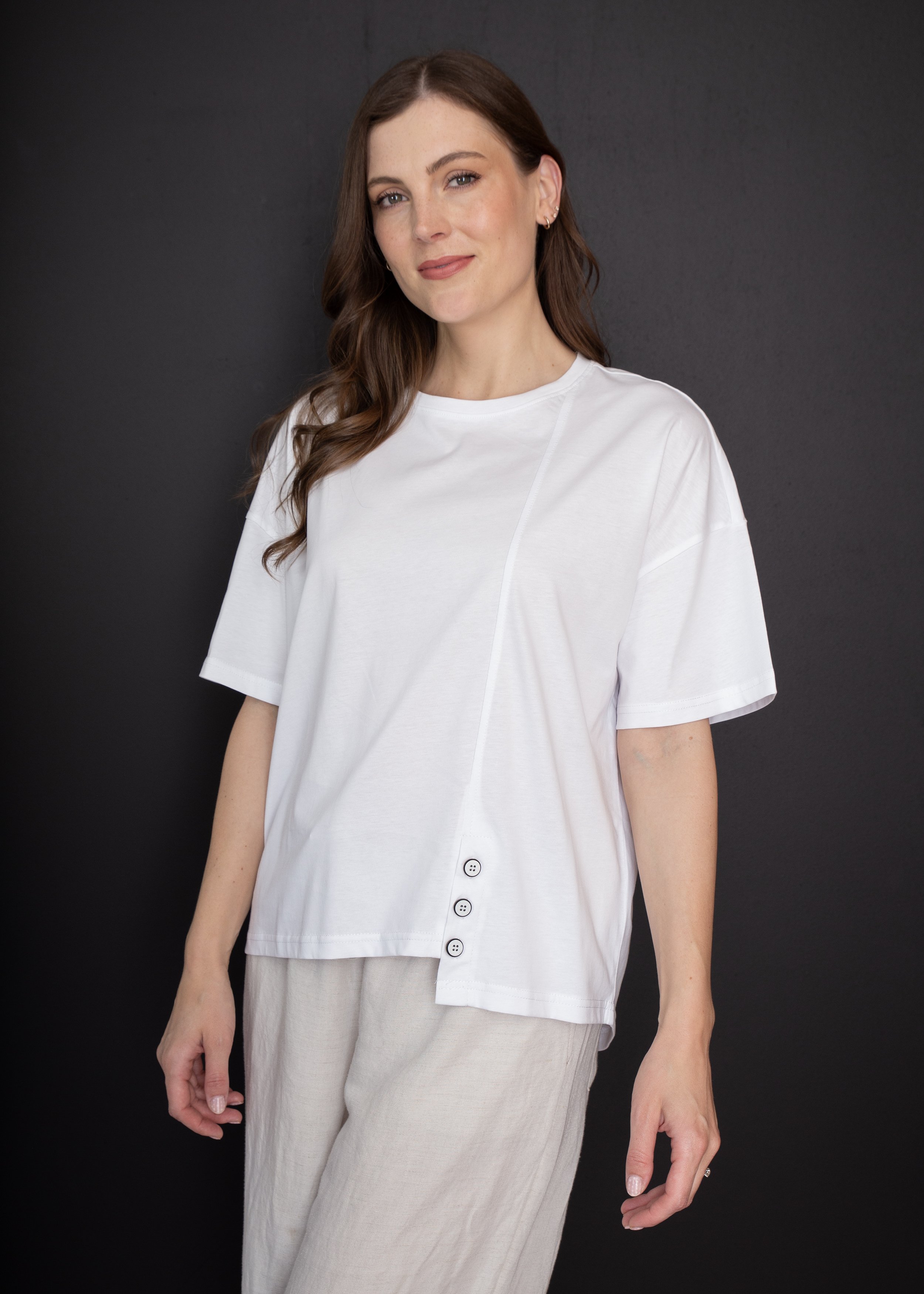 White On black 3 Button Crew
