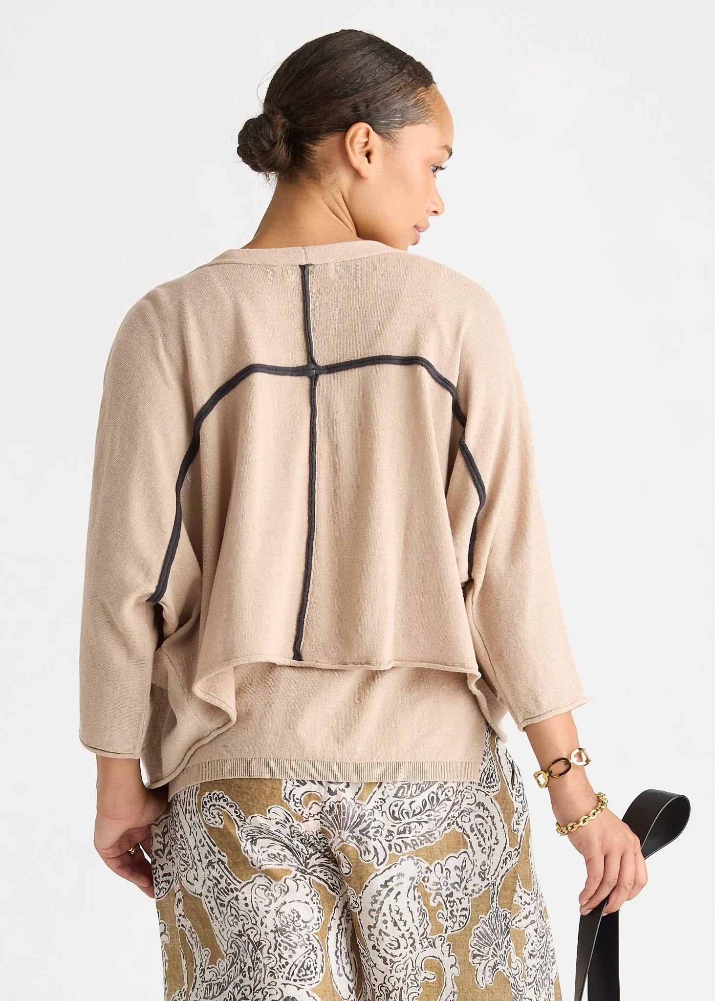 LC8862 NATURAL Offset Cardi