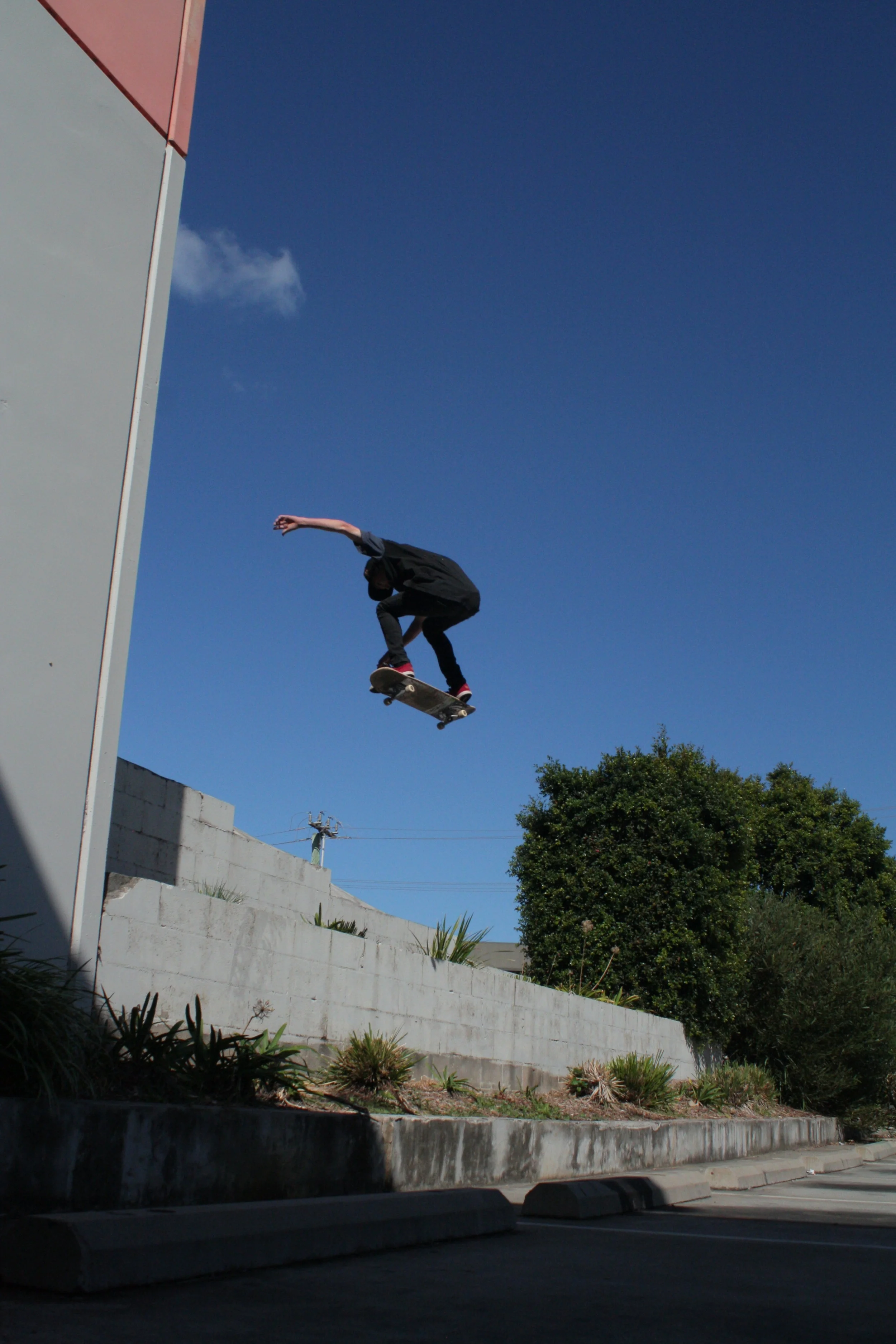  Brian East was the young gun who's grown up to dish out man sized hammers. - Backside 180, photo Kane Horspool. 