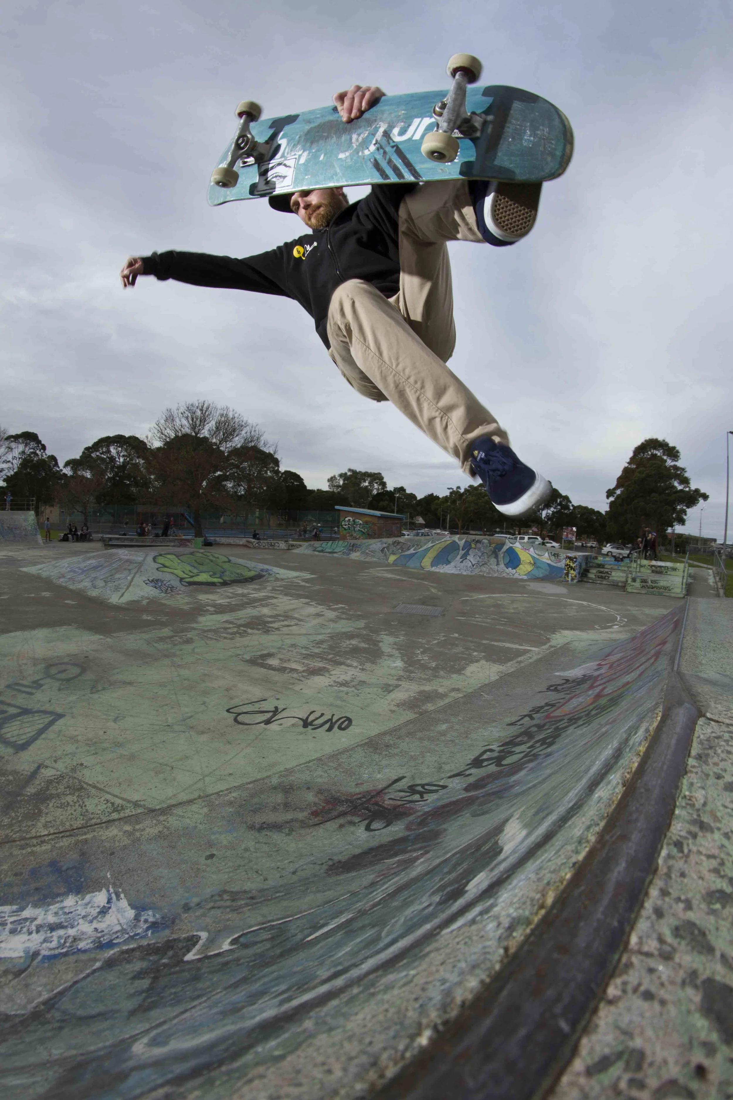  The old dog, Kane Horspool. Every homie vid needs an old dog. -Boneless, photo Ryan Grant. 