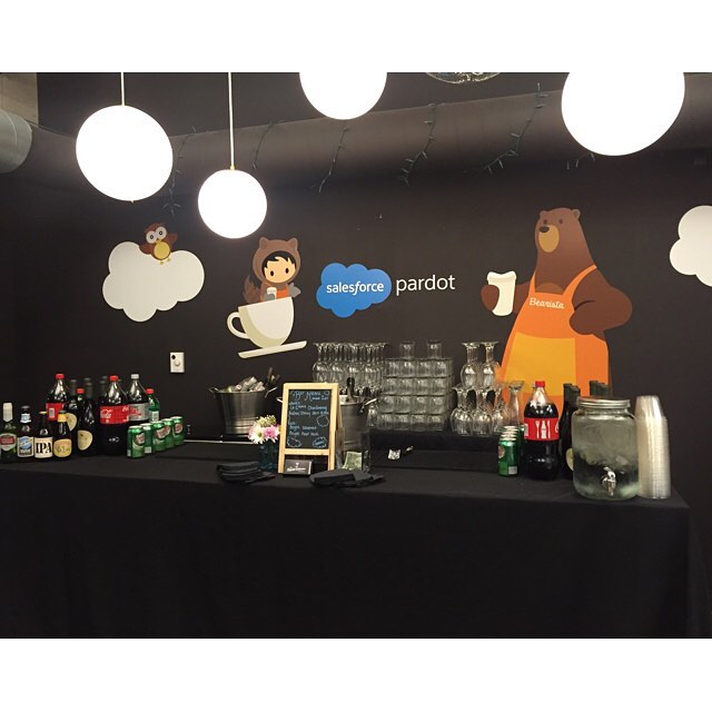 #Brainrider event co-hosted by #Dreamforce, bar set up in the Paradot room!
.
.
.
.
.
.
.
#beerwine #dreamforce #brainrider #salesforce #paradot #theliquidcaterers #tlc
#barsetup