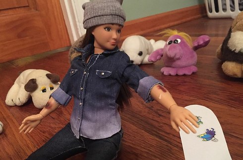 This “Normal Barbie” Comes With Cellulite, Stretch Marks, Acne, And Tattoos