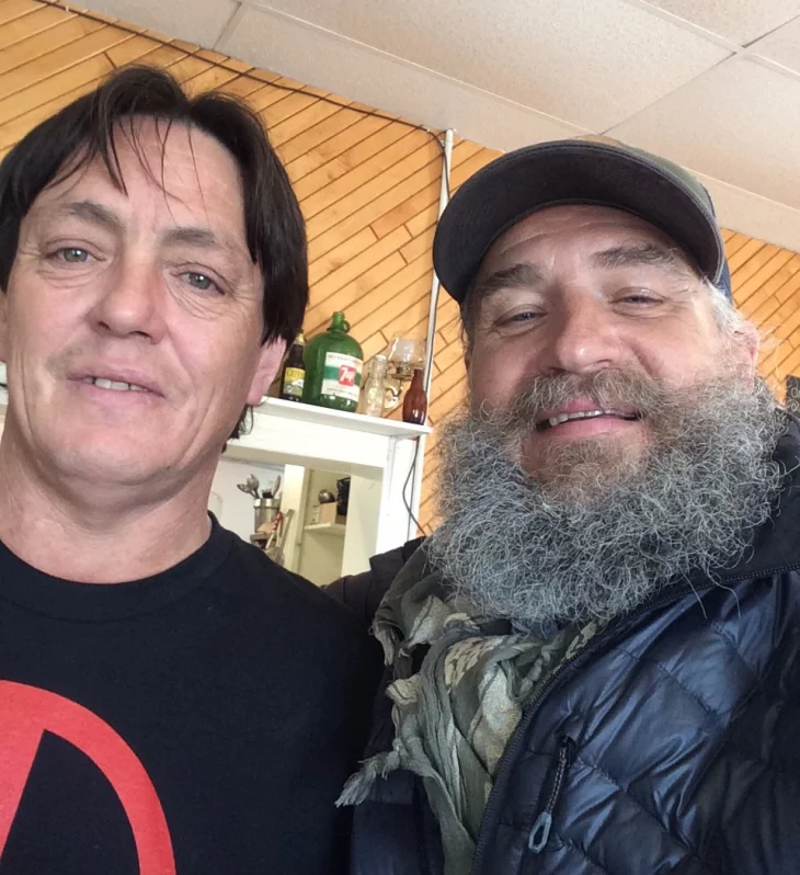 THAT’S RENY ON THE LEFT. I’M THE GUY WHO LOOKS LIKE HE’S DOING A POOR IMITATION OF CASTRO.