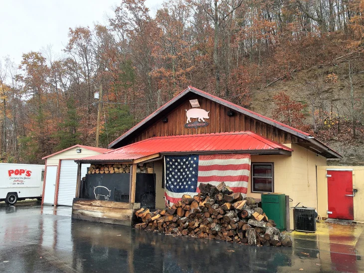 WE WERE GOING TO EAT AT POP’S BUT IT WAS CLOSED. I HOPE I GET ANOTHER CHANCE.