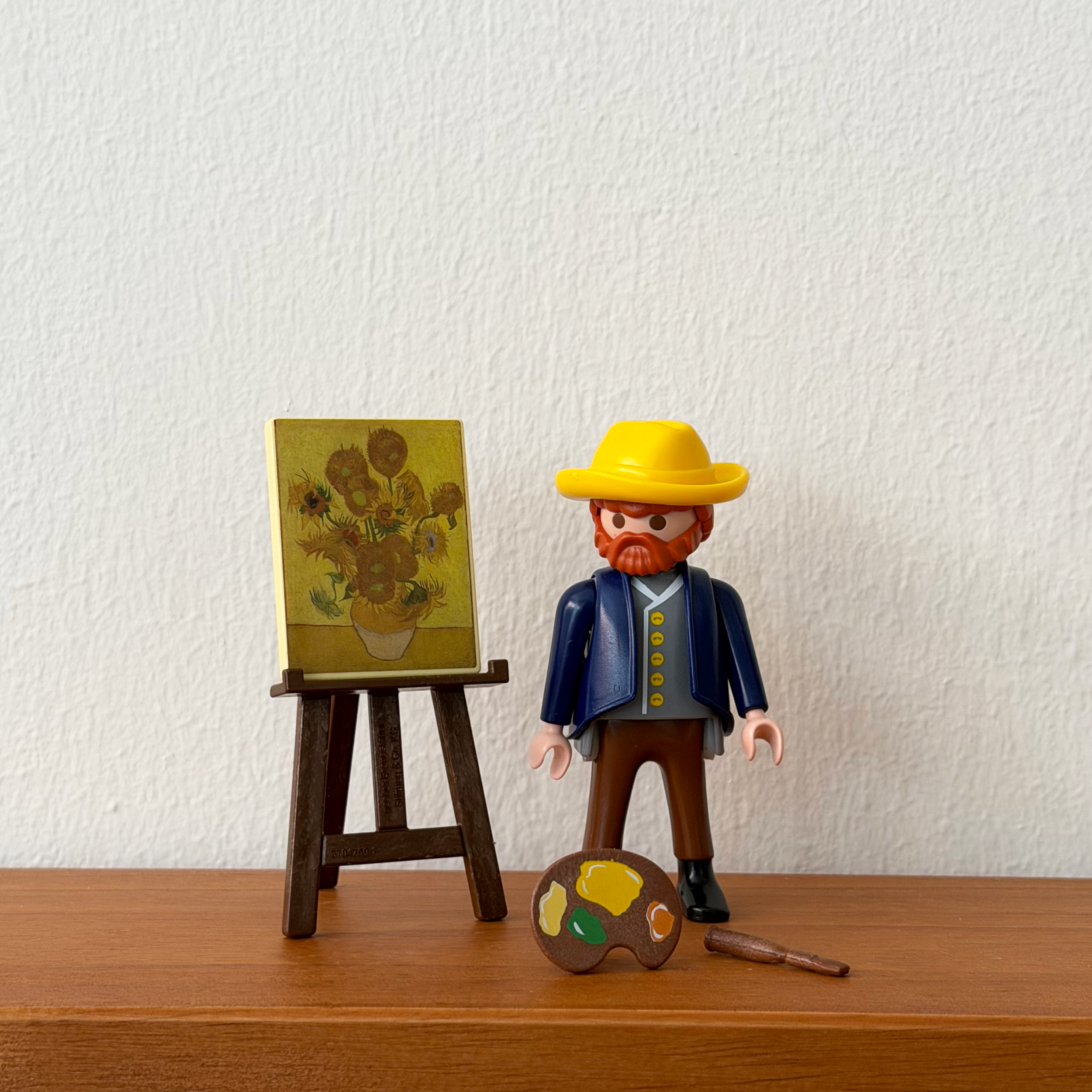EC_Playmobil Van Gogh_01.png