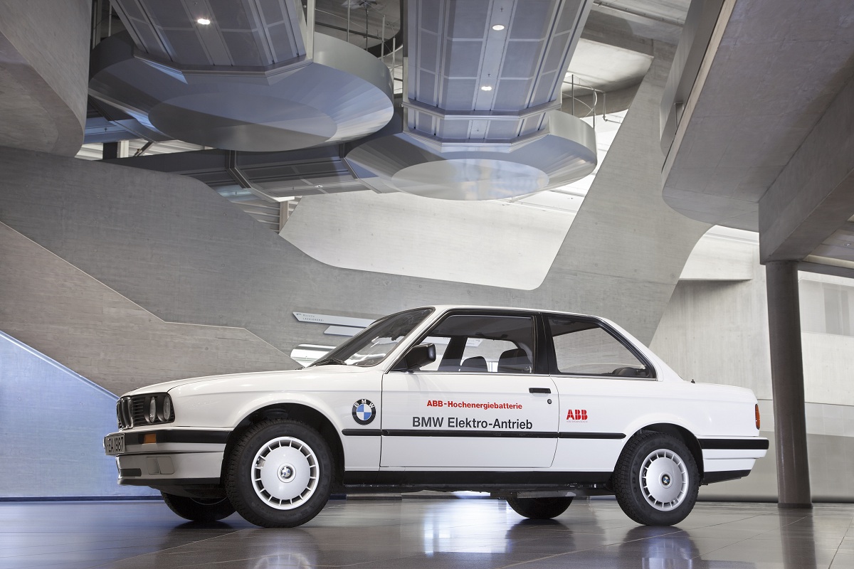 bmw-325ix-elektric-3.jpg
