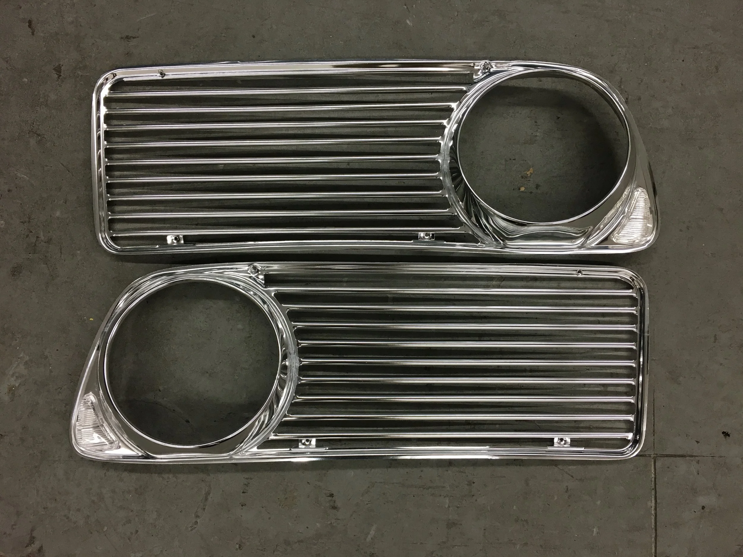BMW 1600/2002 Grille Set (NOS, NLA)